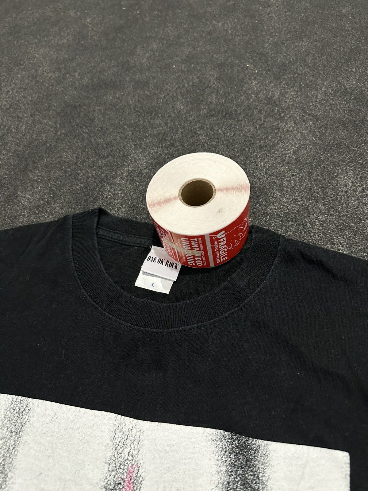 Band Tees ONE OK ROCK Japanese Rock Band Graphic T-Shirt Size US L / EU 52-54 / 3 - 3 Thumbnail