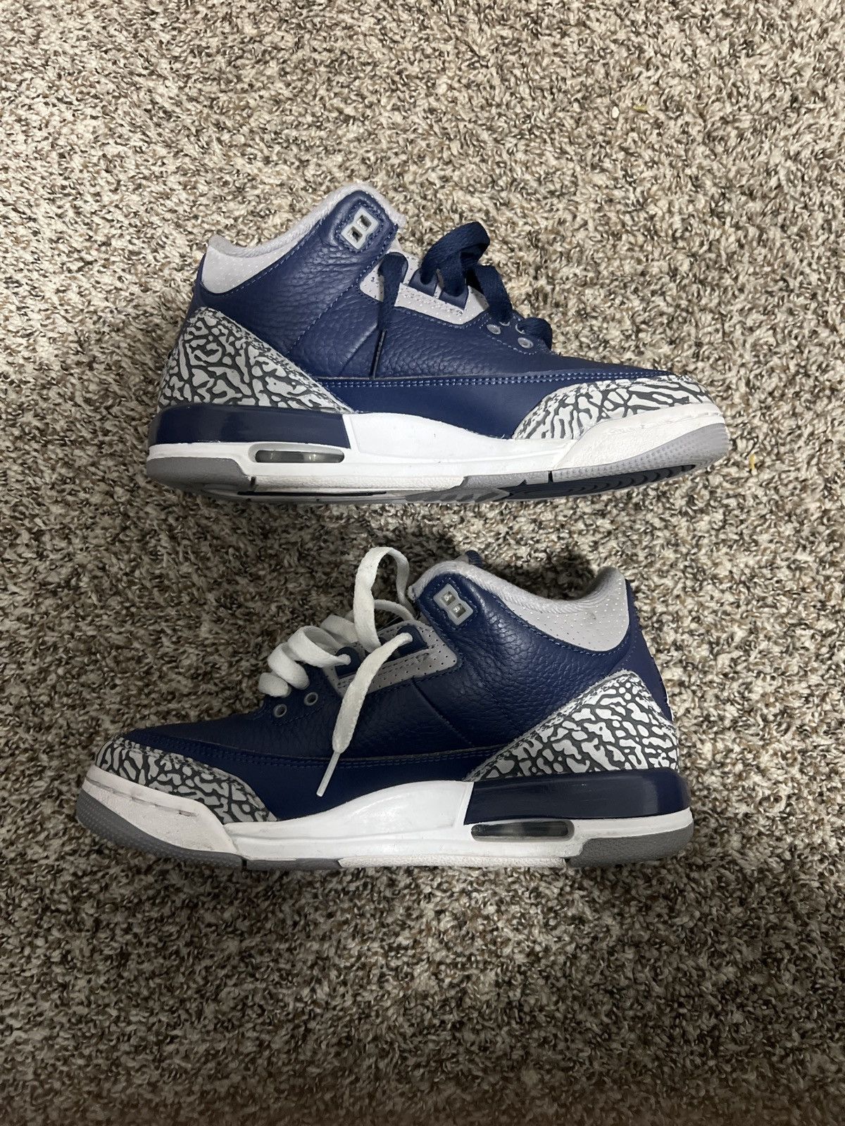 Jordan Brand Jordan Retro 3 “Georgetown” Size US 7 / EU 40 - 2 Thumbnail