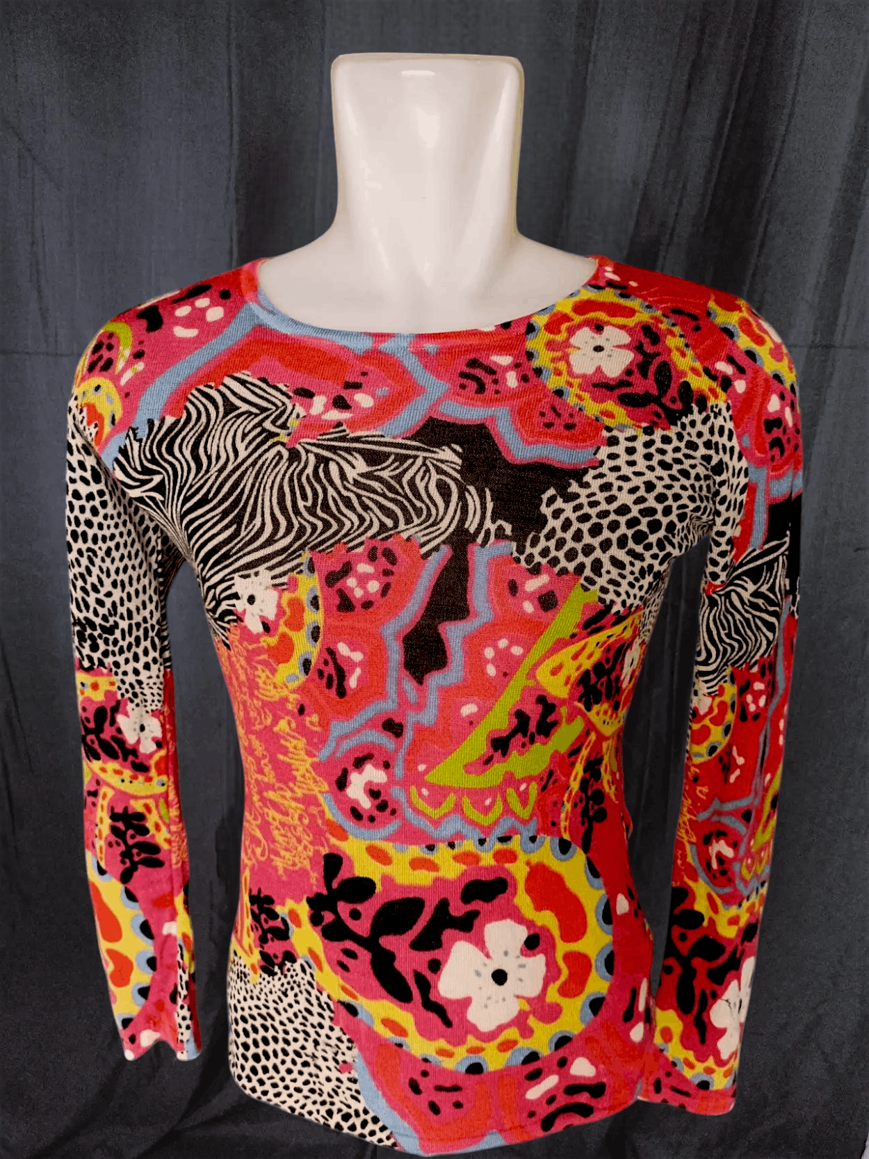 Japanese Brand UNKNOWN BRANDS Full print Long Sleeve T Shirt Y2K Style Size US M / EU 48-50 / 2 - 1 Thumbnail