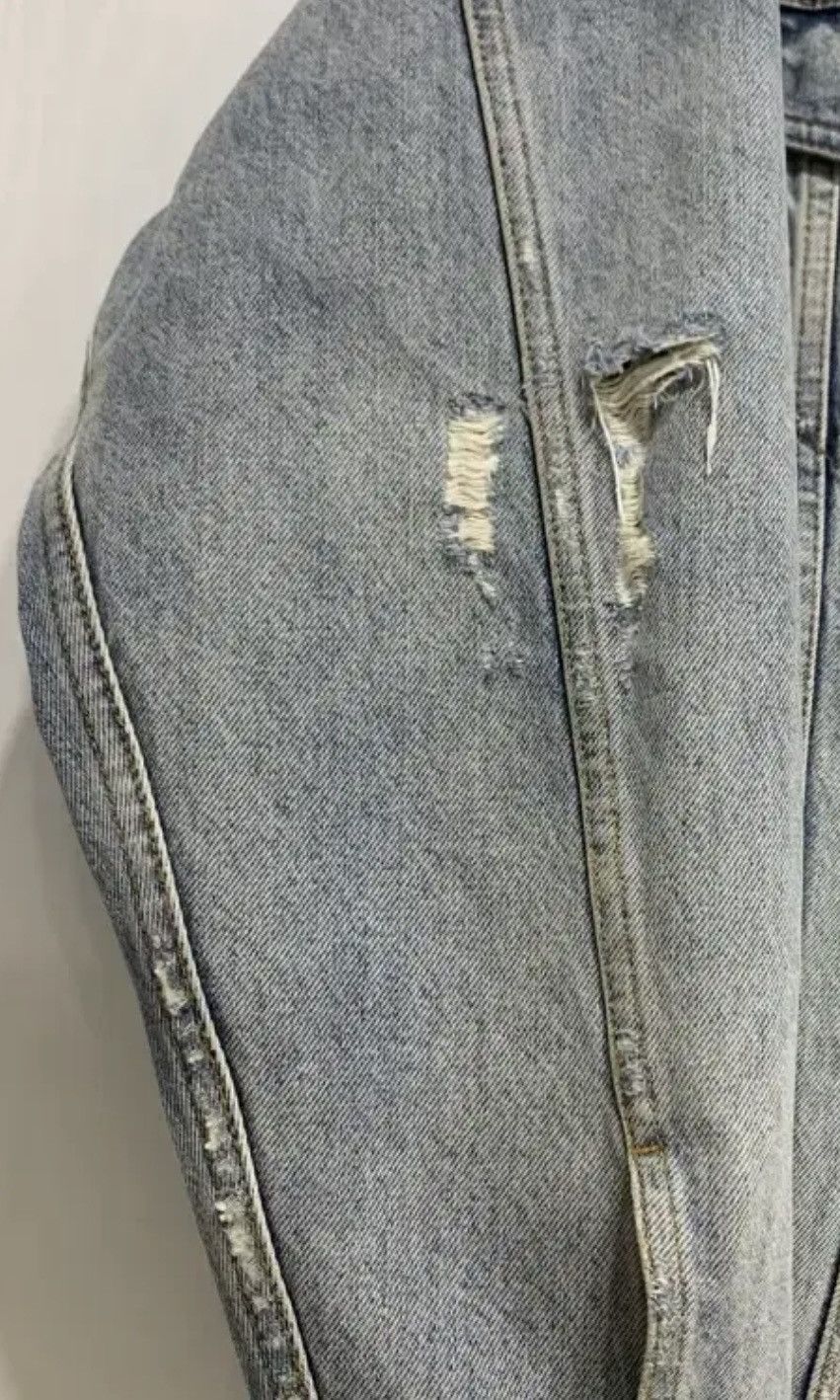 Balenciaga Balenciaga Barcode Denim Jacket Size US S / EU 44-46 / 1 - 4 Thumbnail