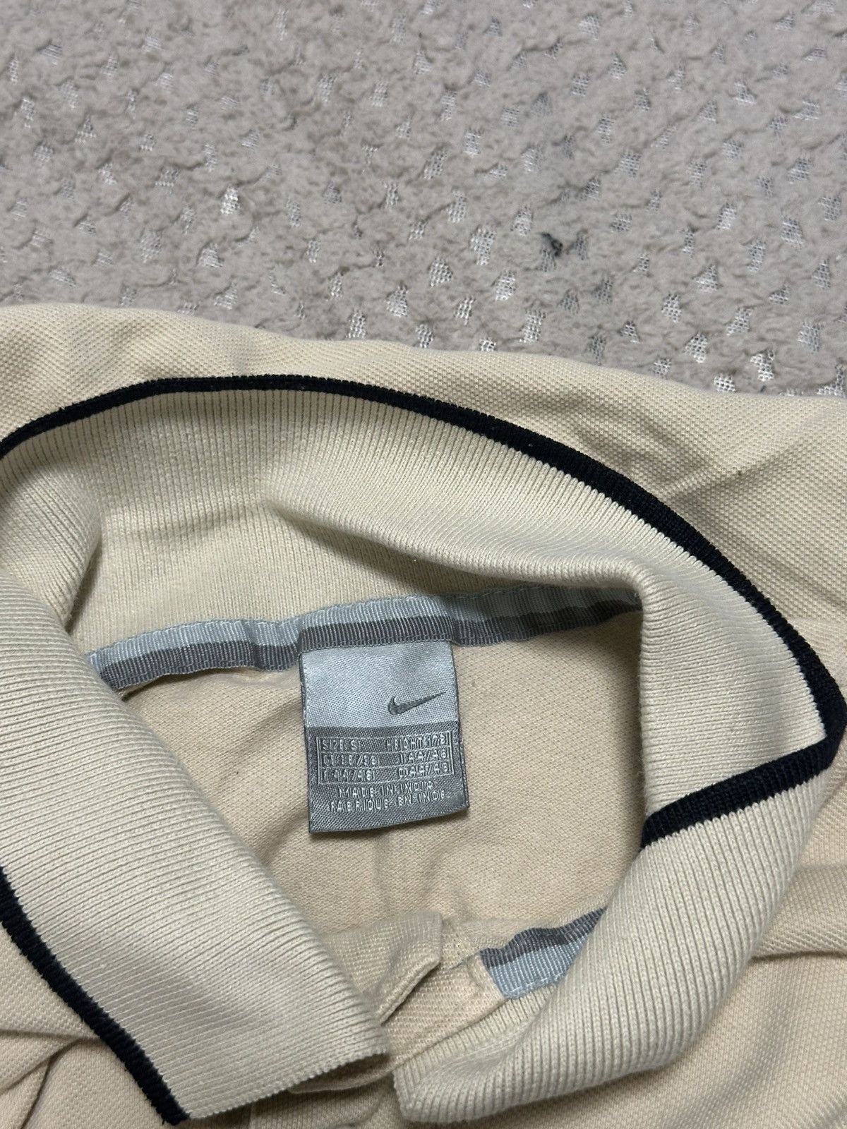 Nike Vintage Nike T-shirt Y2K Logo Beige Size US M / EU 48-50 / 2 - 13 Thumbnail