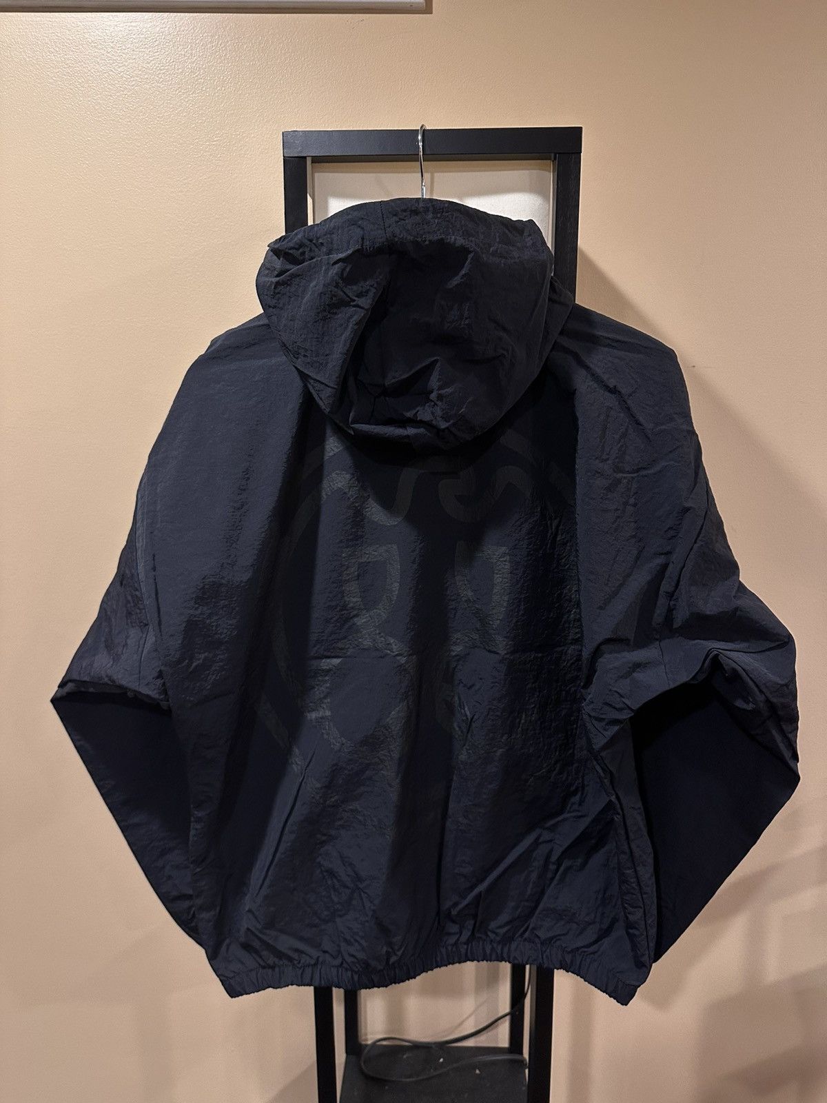 Yeezy Yeezy WB-01 04 Logo Black Windbreaker Nylon Zip Jacket Size US S / EU 44-46 / 1 - 8 Thumbnail
