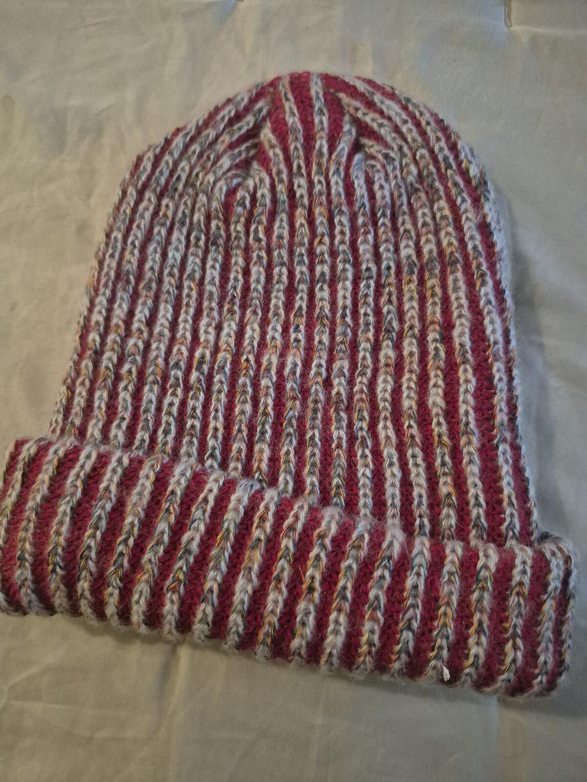 Supreme Supreme Red and White Striped Beanie Size ONE SIZE - 2 Thumbnail
