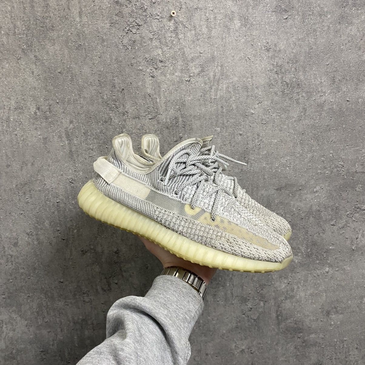 Adidas Adidas Yeezy Boost 350 V2 Static Non-Reflective 2018 Size US 10.5 / EU 43-44 - 2 Thumbnail
