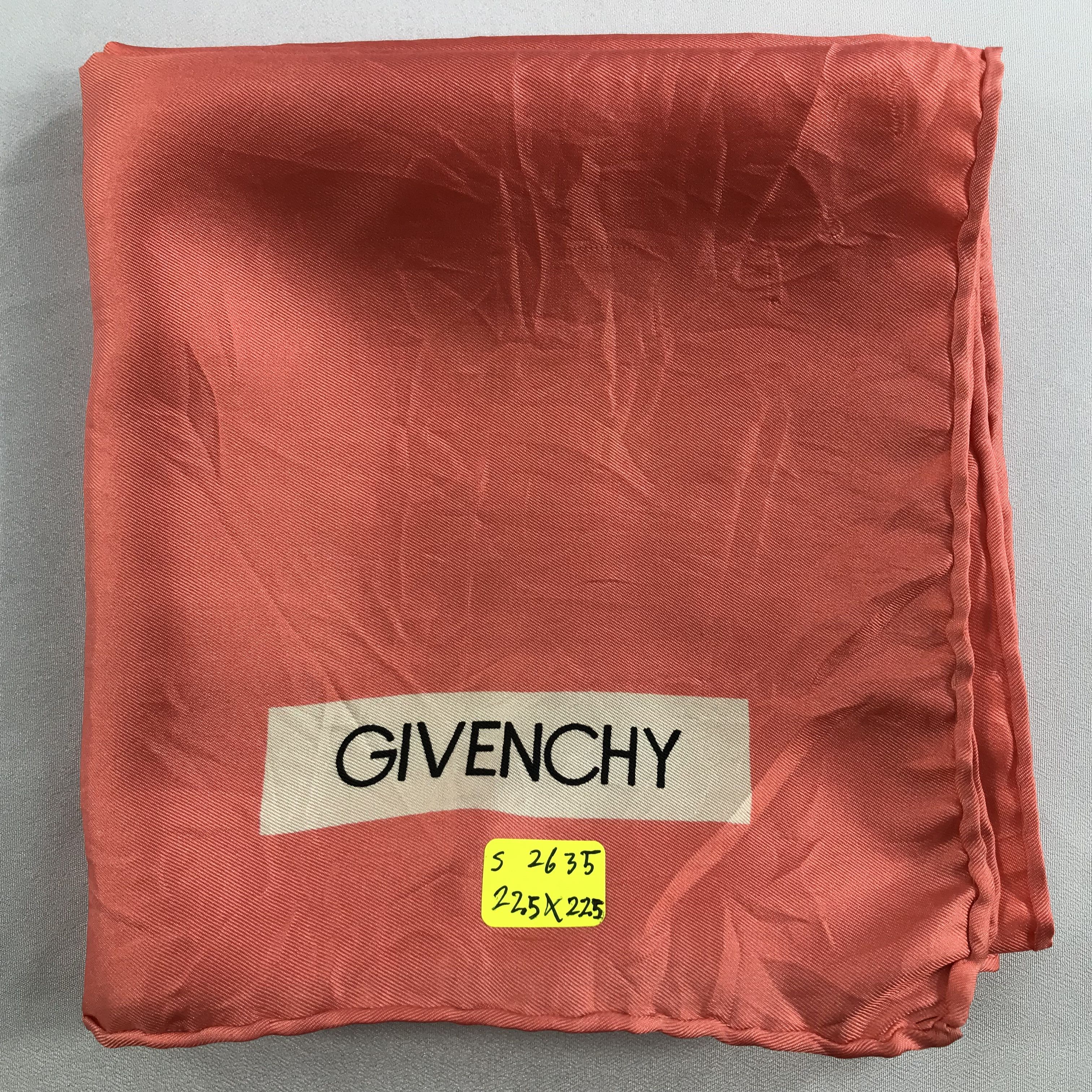 Vintage Vintage Givenchy Bandana / Handkerchief / Neckerchief -S2635 Size ONE SIZE - 4 Thumbnail
