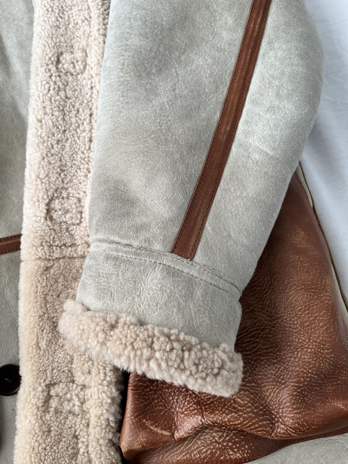 Yeezy Yeezy Season 5 Vintage Shearling Long hooded Hudson Coat Size US M / EU 48-50 / 2 - 22 Thumbnail