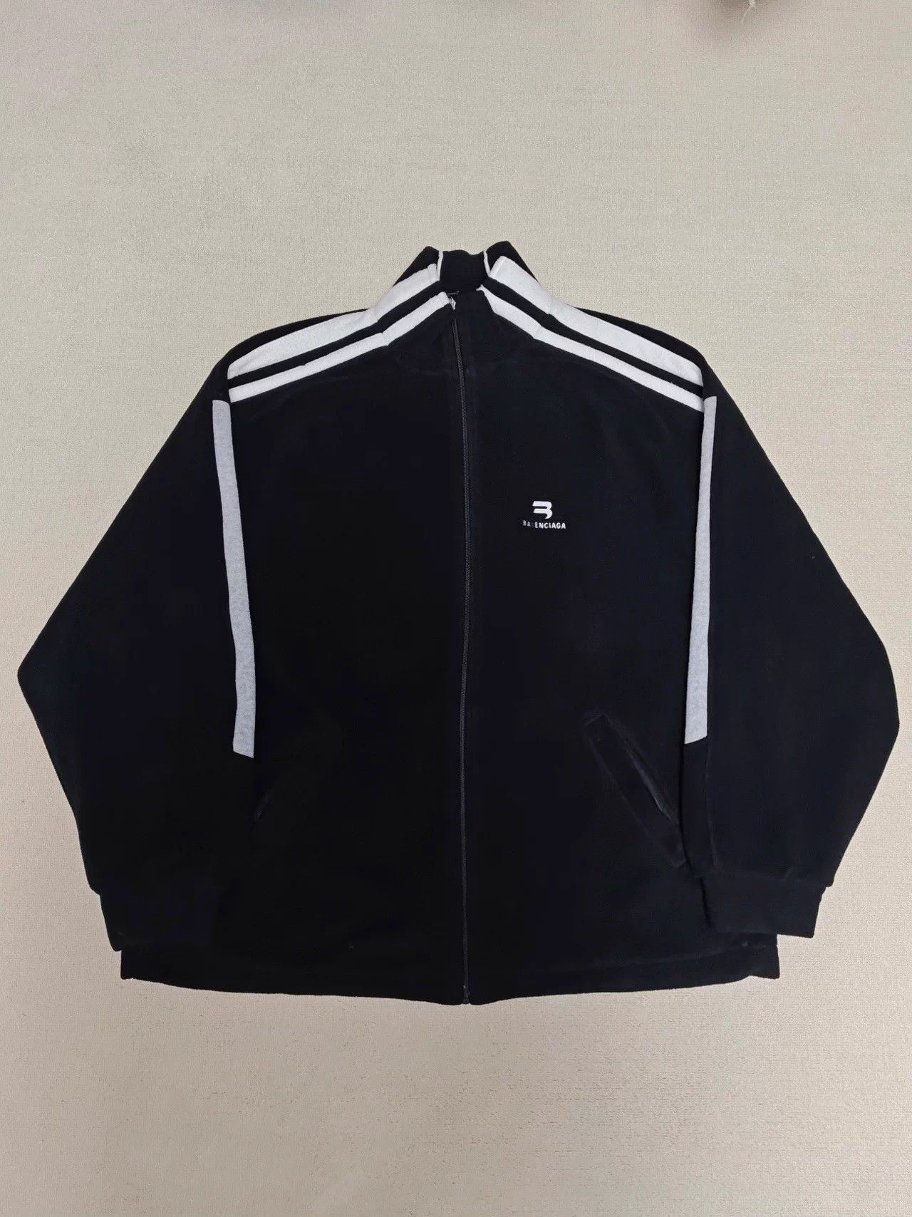 Balenciaga Balenciaga Fleece Sporty BB Jkt Black & White S Size S / US 4 / IT 40 - 1 Thumbnail
