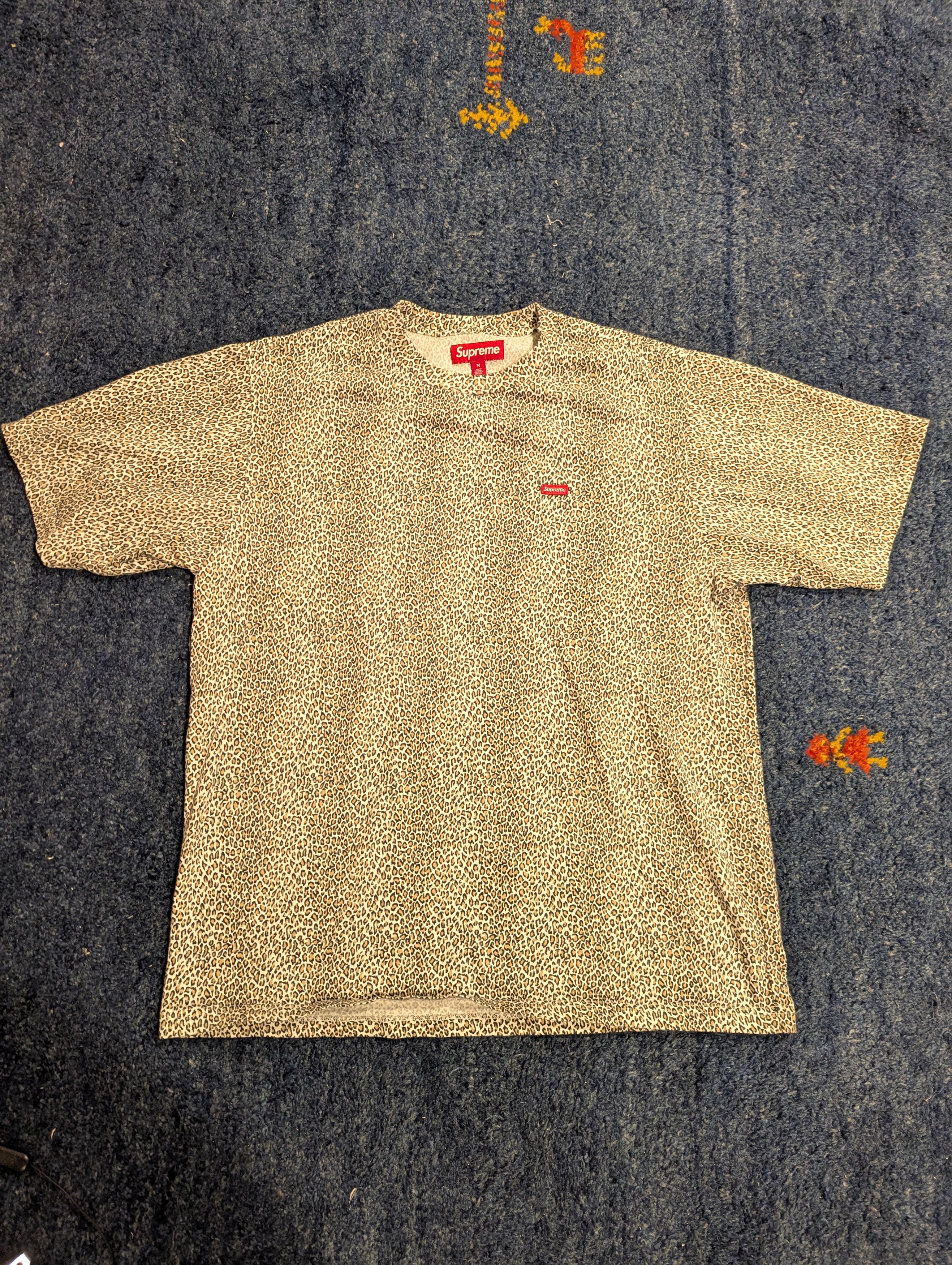 Supreme Supreme Small Box Tee in Leopard Size US M / EU 48-50 / 2 - 1 Thumbnail