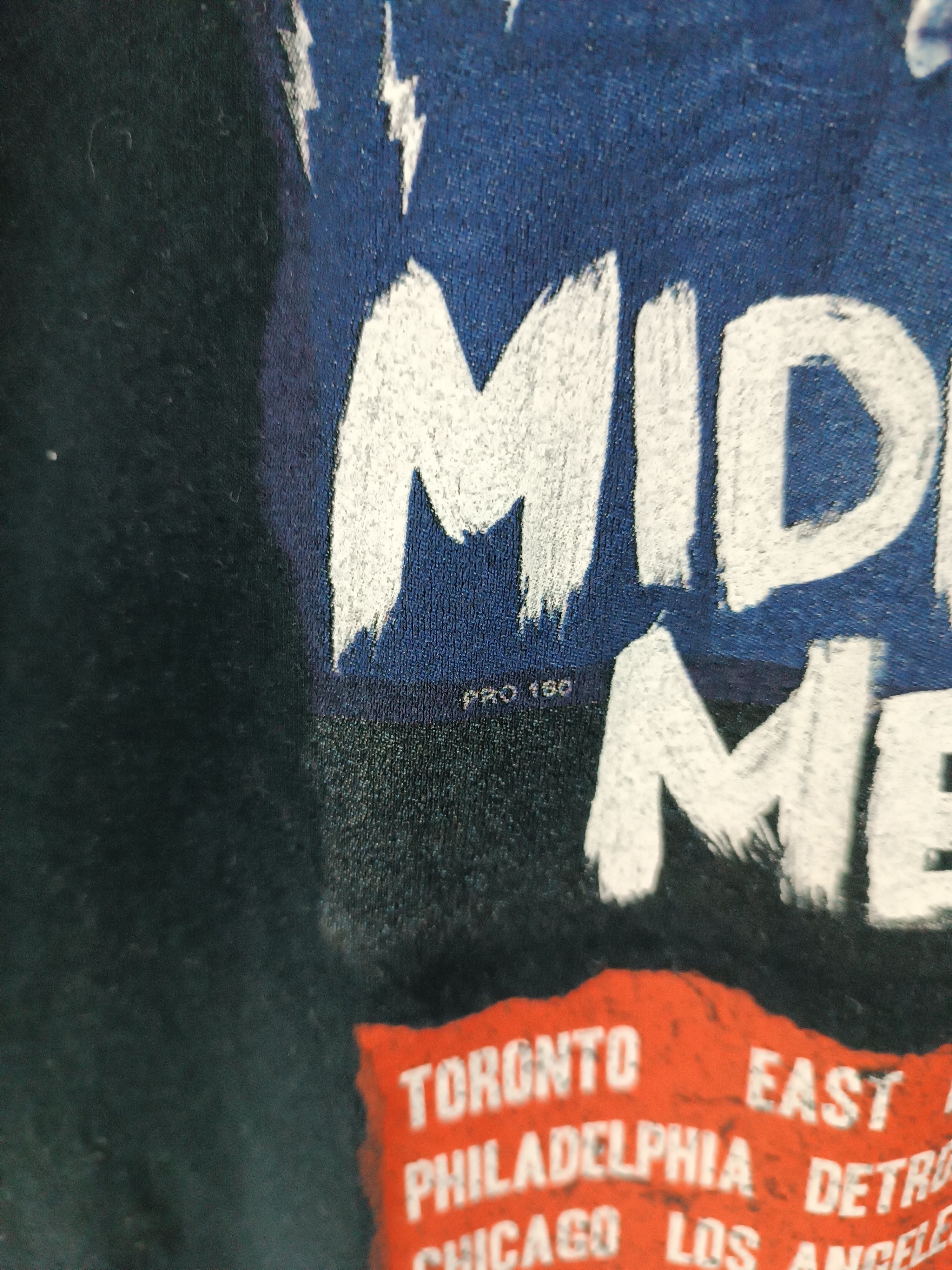 Band Tees VINTAGE '14 ONE DIRECTION MIDNIGHT MEMORIES TOUR TEE Size US M / EU 48-50 / 2 - 11 Thumbnail