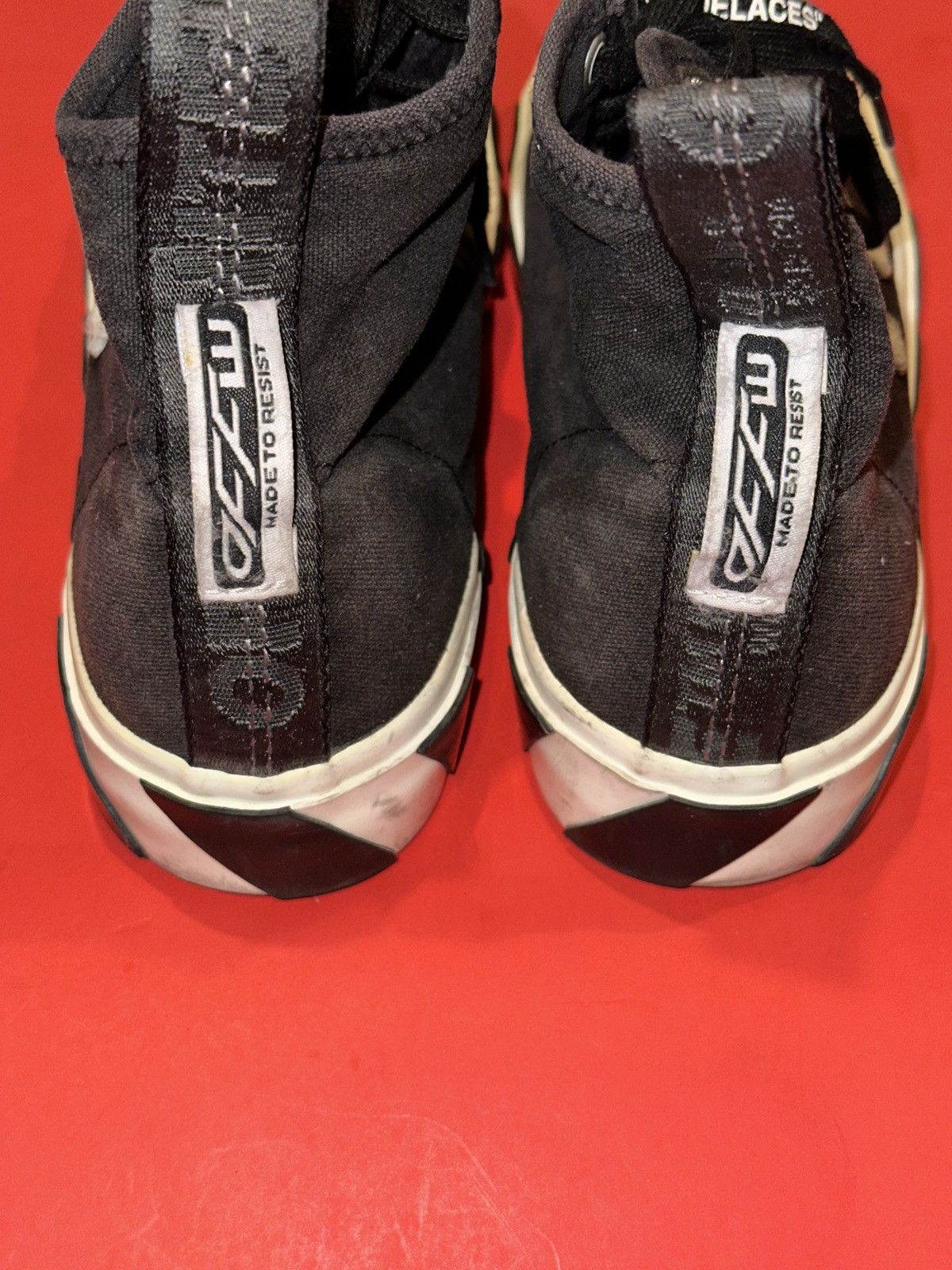 Off-White × Virgil Abloh Off-White Virgil Abloh Mid Top Vulcanized Canvas Sneakers 10 Size US 10 / EU 43 - 5 Thumbnail