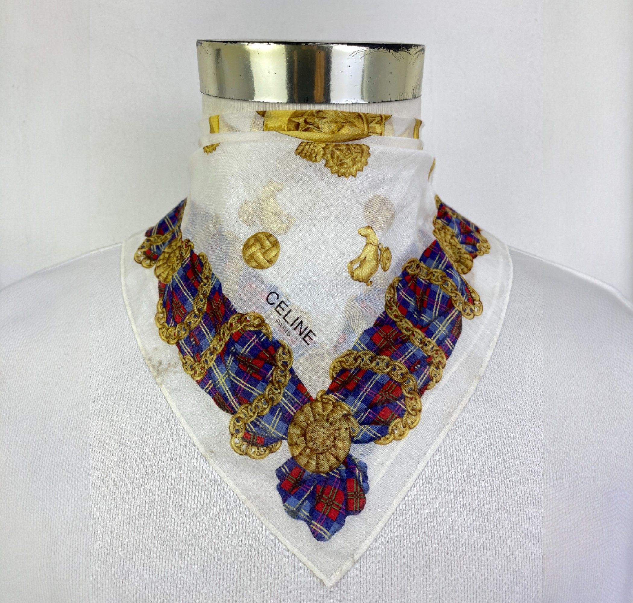Celine Vintage Celine Handkerchief / Neckerchief / Bandana HKC1027 Size ONE SIZE - 1 Thumbnail