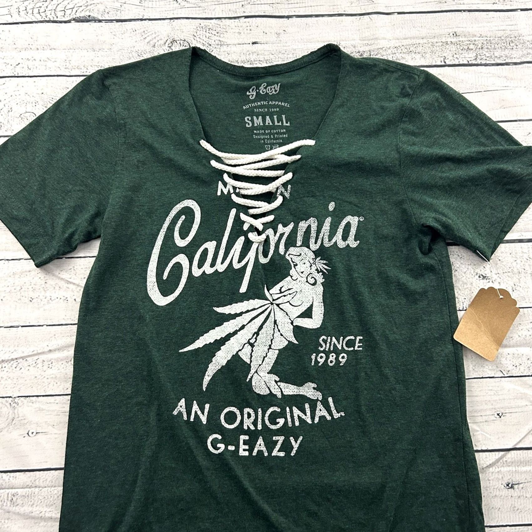 Vintage G-Eazy T-Shirt Womens Small Green Short Sleeve Nike? (Note: Original provided title does not include Nike; cannot add) Size S / US 4 / IT 40 - 2 Thumbnail