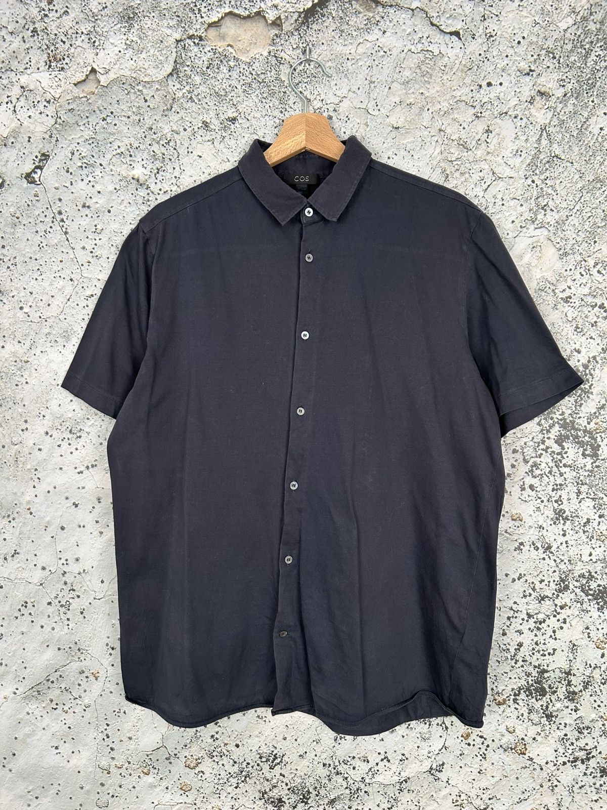 Cos COS Navy Shirt Button Ups Summer Avenr Garde Goth Punk Size US L / EU 52-54 / 3 - 1 Thumbnail
