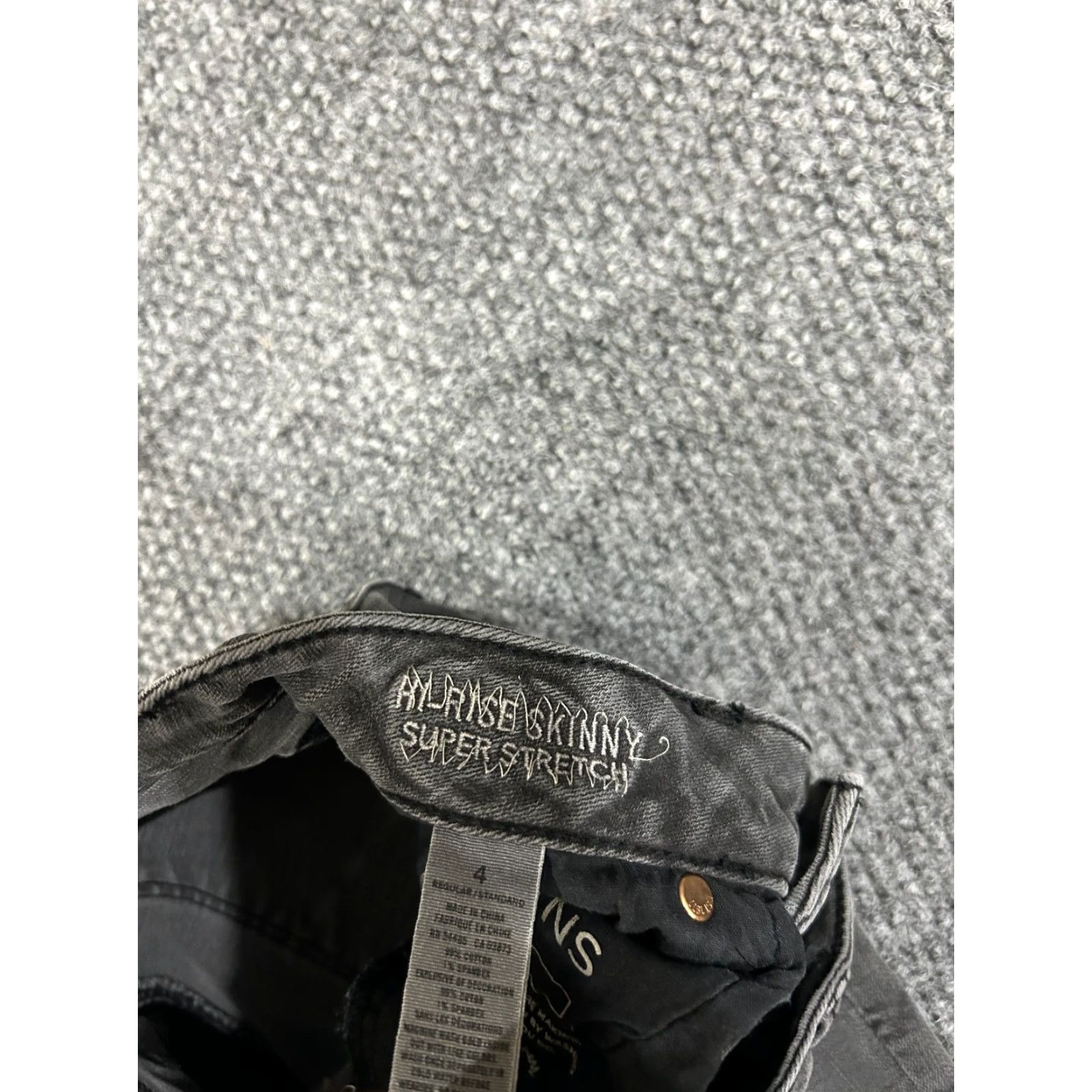 American Eagle Outfitters American Eagle Outfitters Jeans Skinny Womens 4 Gray High Rise 5-Pocket Denim Stretch Distressed Inseam 30 Fall Spring Summer Winter Vintage: No Size 27" / US 4 / IT 40 - 5 Thumbnail