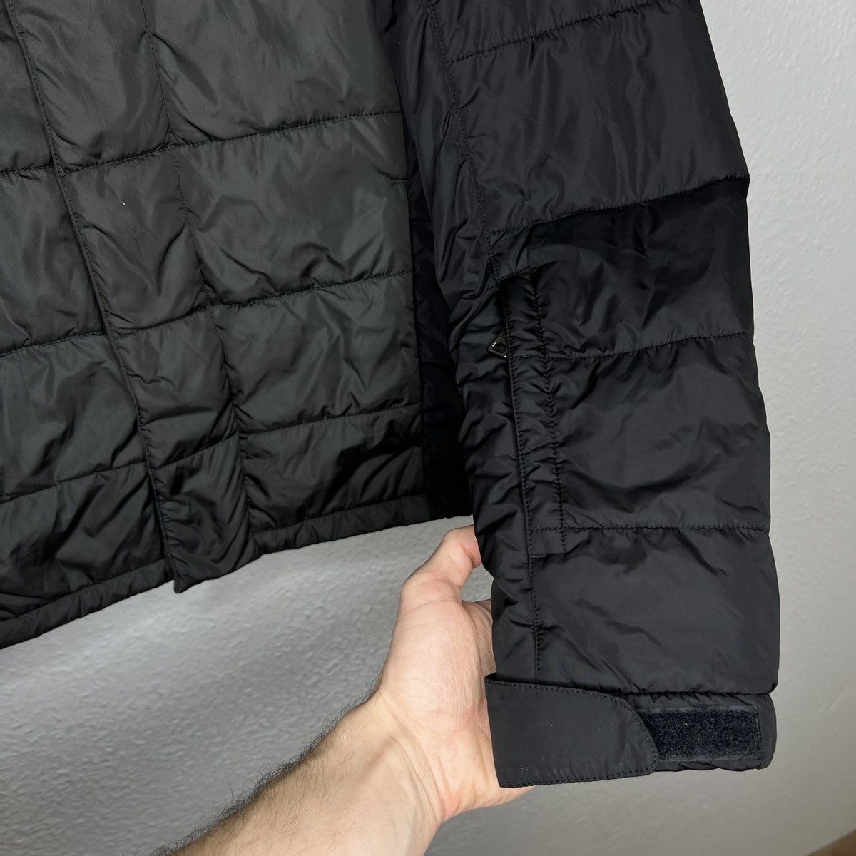 Prada Prada Puffer Light Jacket Sleeve Logo Black Grey Nylon Size US M / EU 48-50 / 2 - 5 Thumbnail