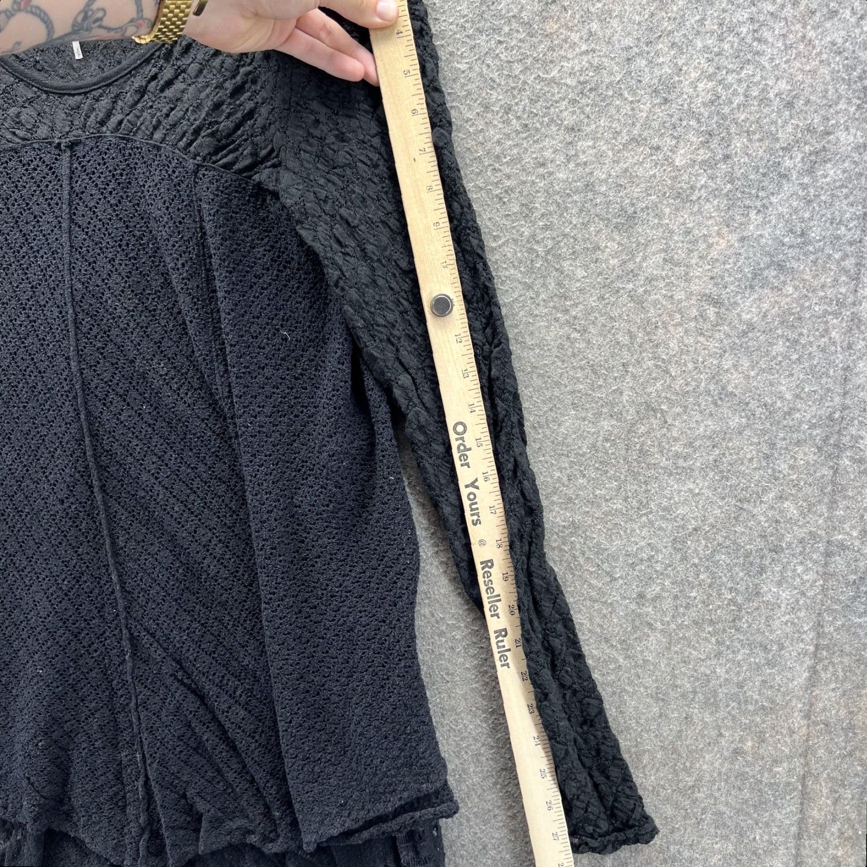 Free People VINTAGE Free People Sweater Shirt Womens Small Black Lace Knit Hi Low Tunic Boho Long Sleeve Size S / US 4 / IT 40 - 4 Thumbnail