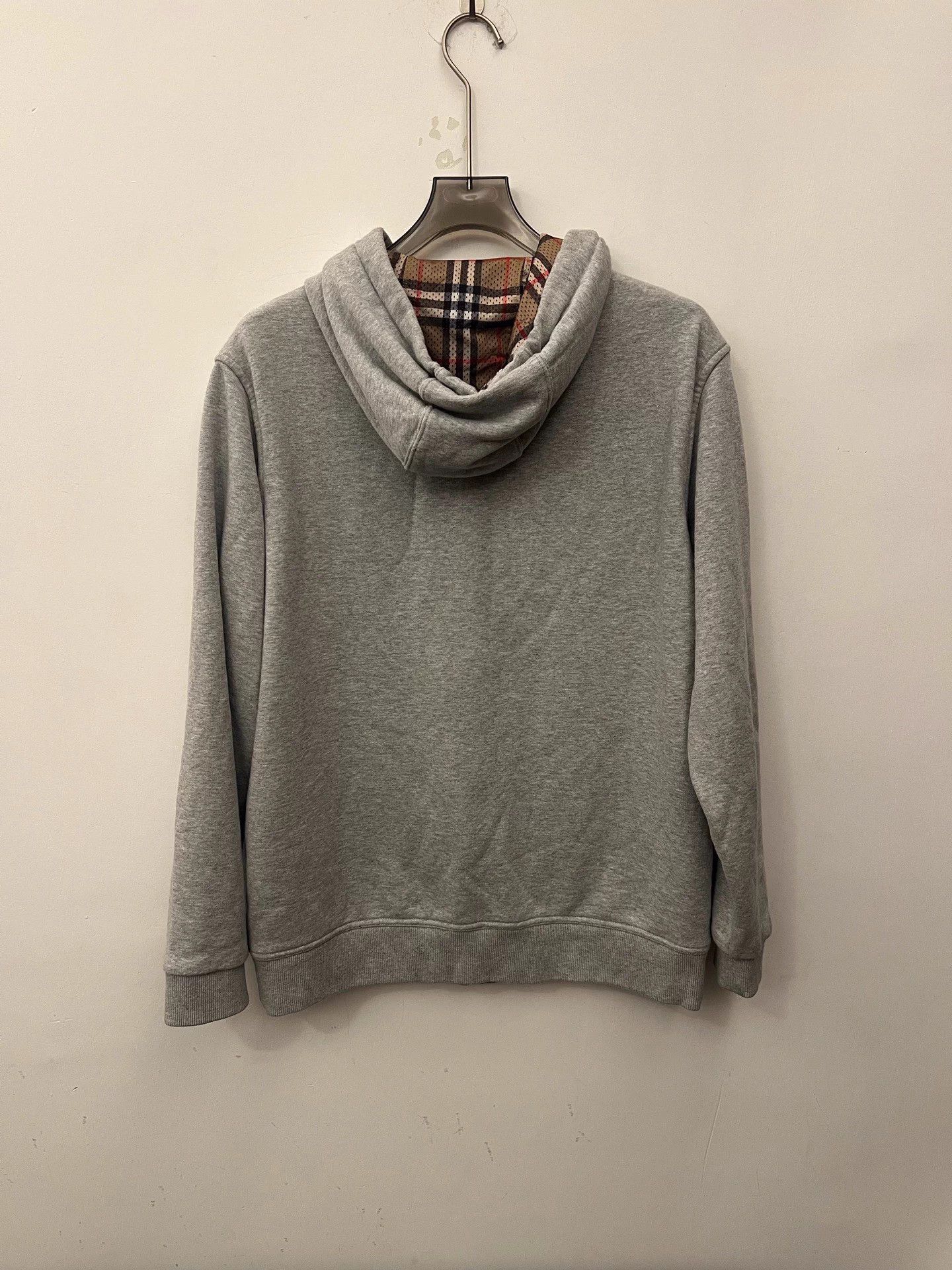 Burberry Burberry Logo Plaque Hoodie Unisex Gray Size L Size US L / EU 52-54 / 3 - 3 Thumbnail