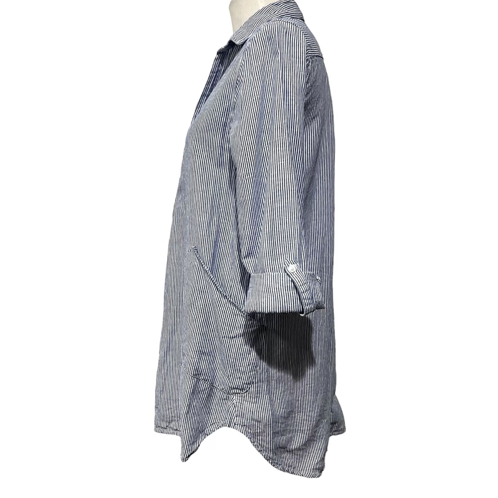 Vintage VINTAGE For Cynthia Blue Striped Linen Blend Cover Up Tunic Roll Tab Sleeves M Women Shirt, Blues, 32-33 Length, 40 Chest, 24 Sleeve, Preowned Size M / US 6-8 / IT 42-44 - 5 Thumbnail