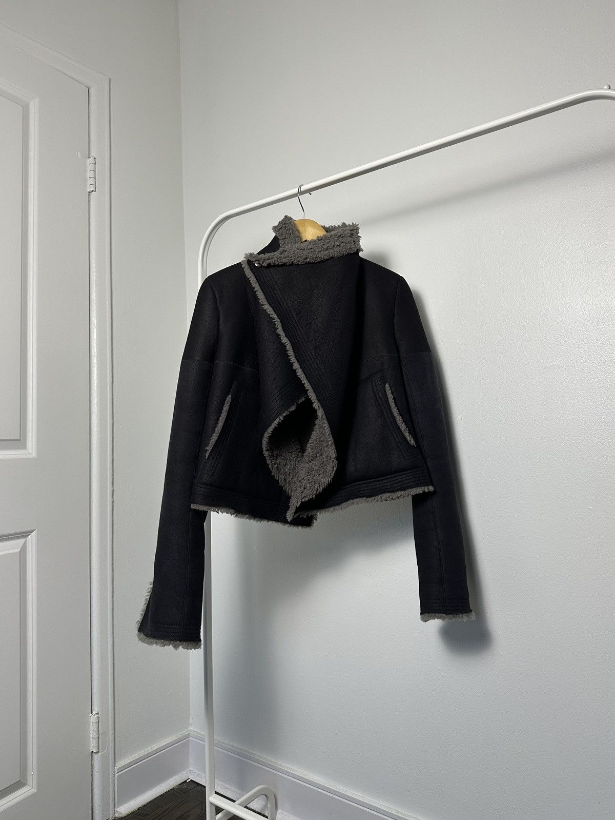 Rick Owens Rick Owens Women's Shearling Jacket W/ Tags US 8 IT 44 Size M / US 6-8 / IT 42-44 - 1 Thumbnail