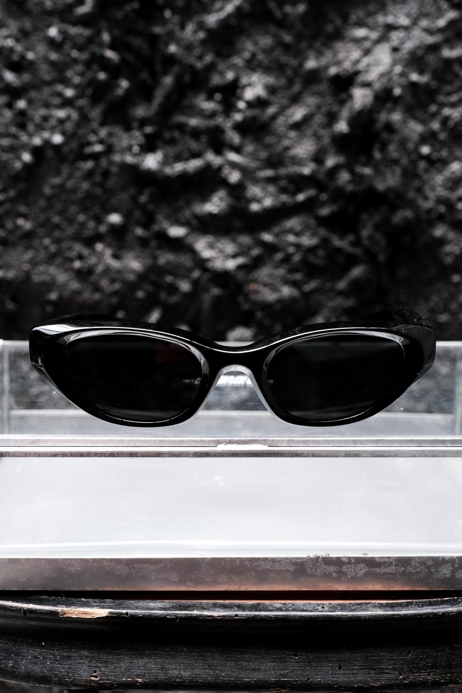 Gentle Monster Gentle Monster Lix 01 Sunglass Size ONE SIZE - 2 Thumbnail
