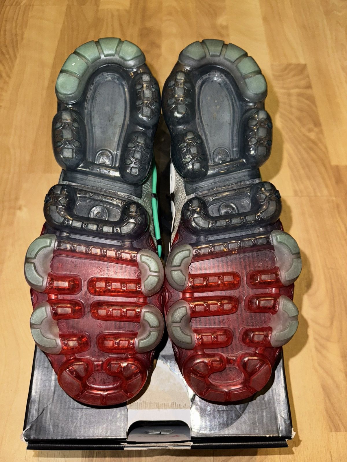 Cactus Plant Flea Market × Nike Nike Air Vapormax CPFM (Cactus Plant Flea Market) Size US 8.5 / EU 41-42 - 8 Thumbnail
