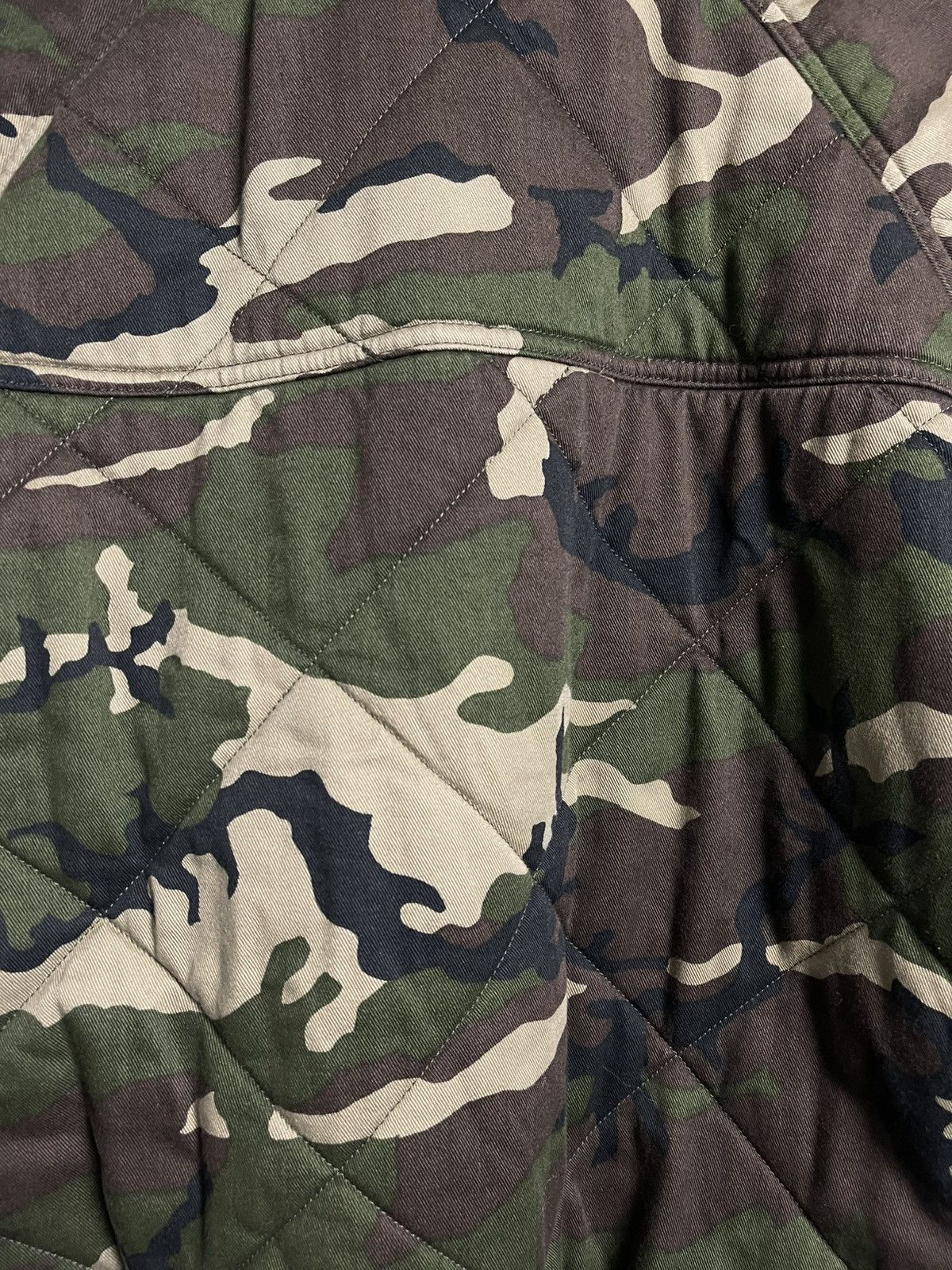Balmain Runway Fw17 Balmain quilted padded cotton camo bomber jacket Size US M / EU 48-50 / 2 - 10 Thumbnail