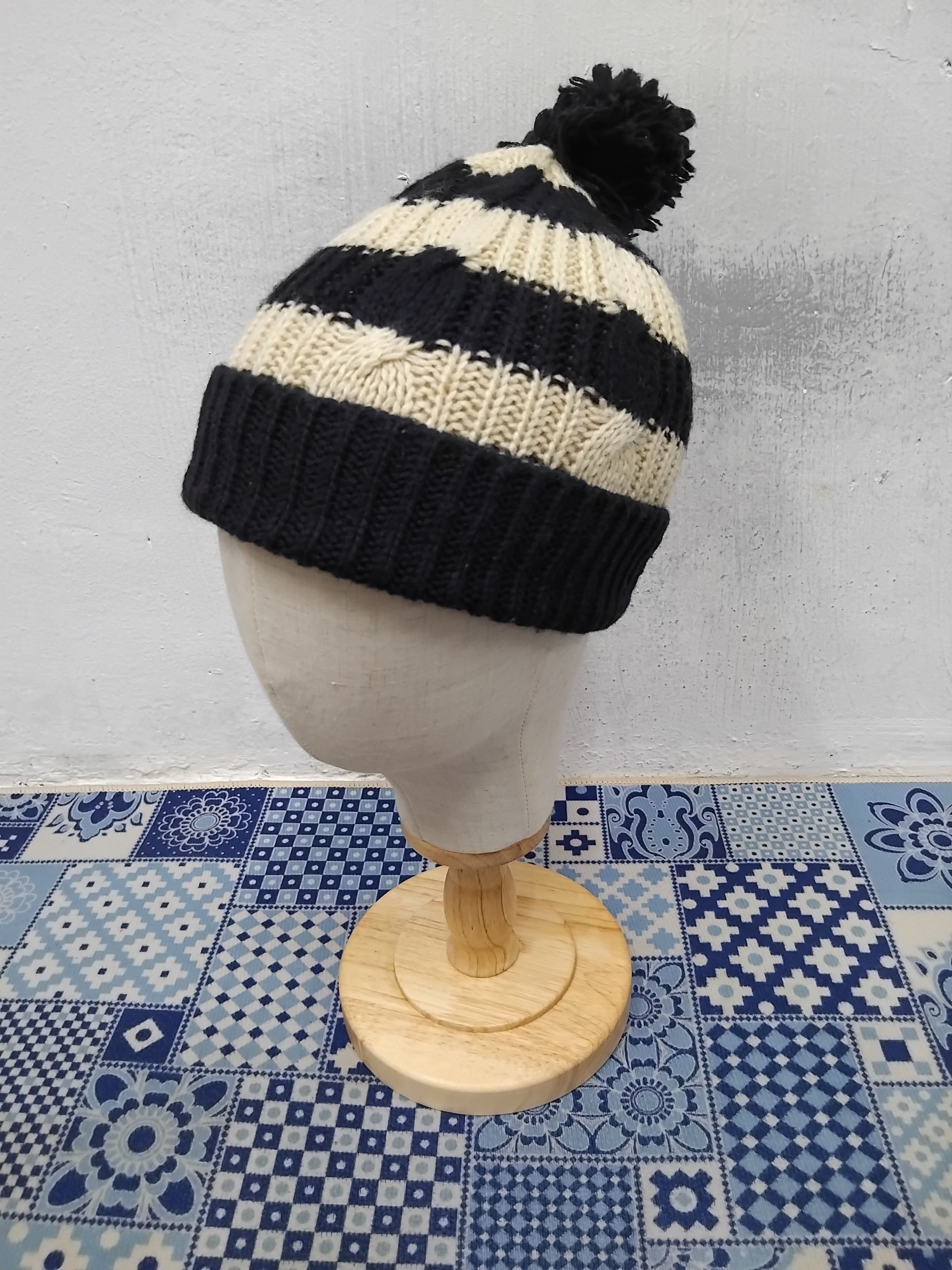 💥Any Fam stripe beanie hat
