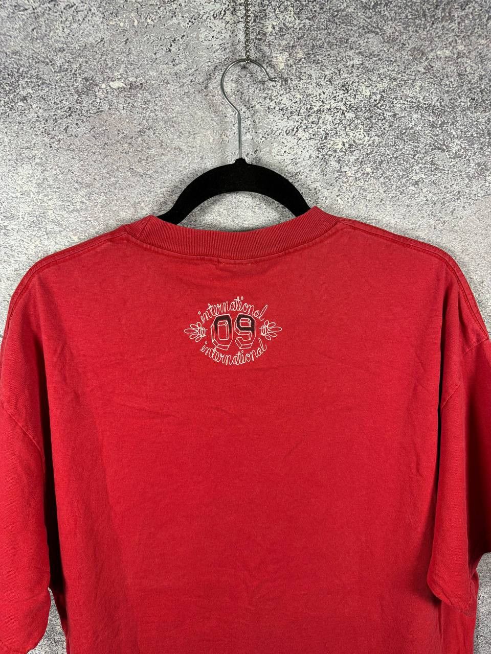 Hurley Vintage Hurley International 09 Distressed Surfing T-Shirt Size US XL / EU 56 / 4 - 11 Thumbnail