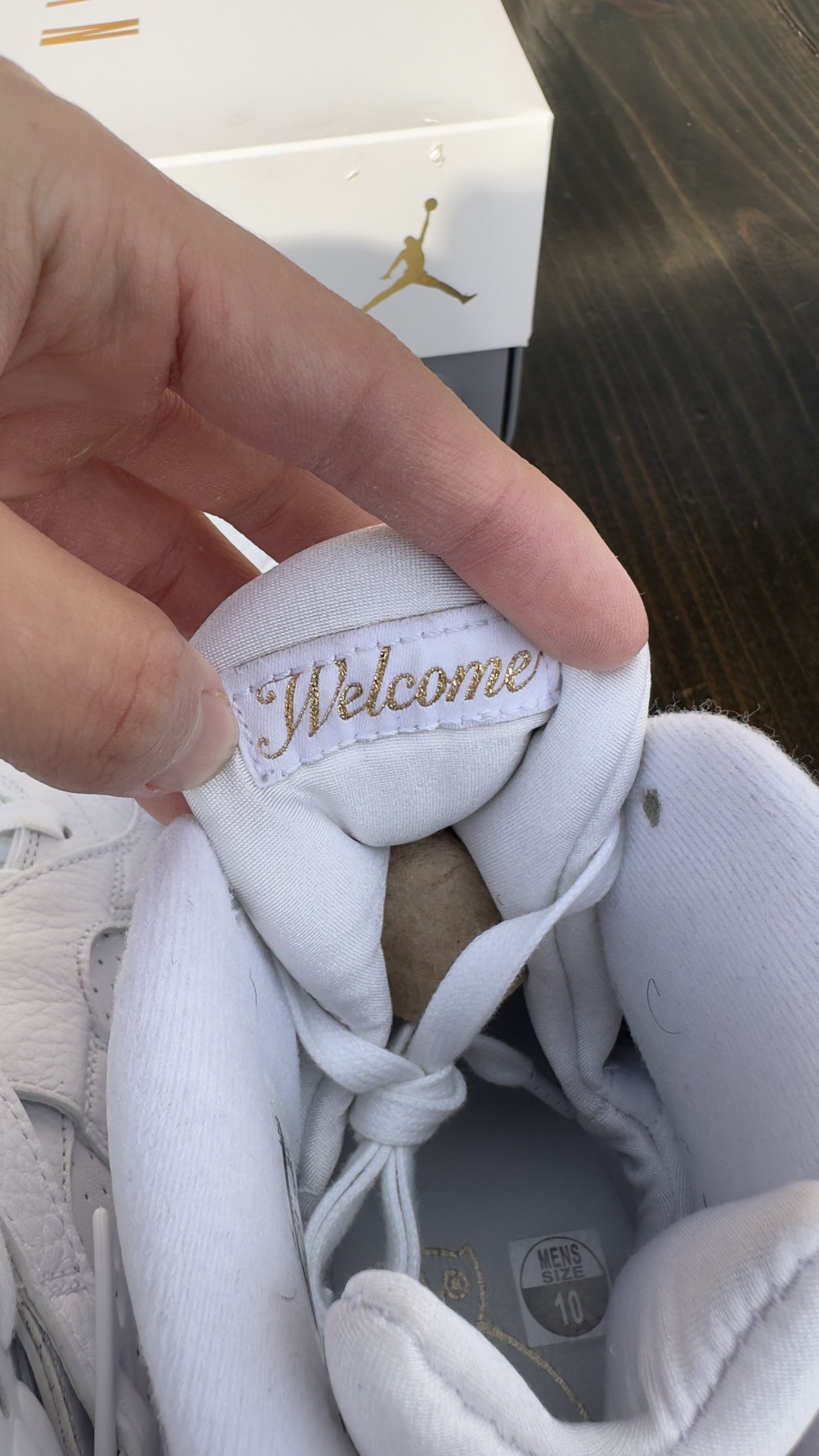 Jordan Brand × October's Very Own OVO x Jordan 8 White size 10 Size US 10 / EU 43 - 13 Thumbnail