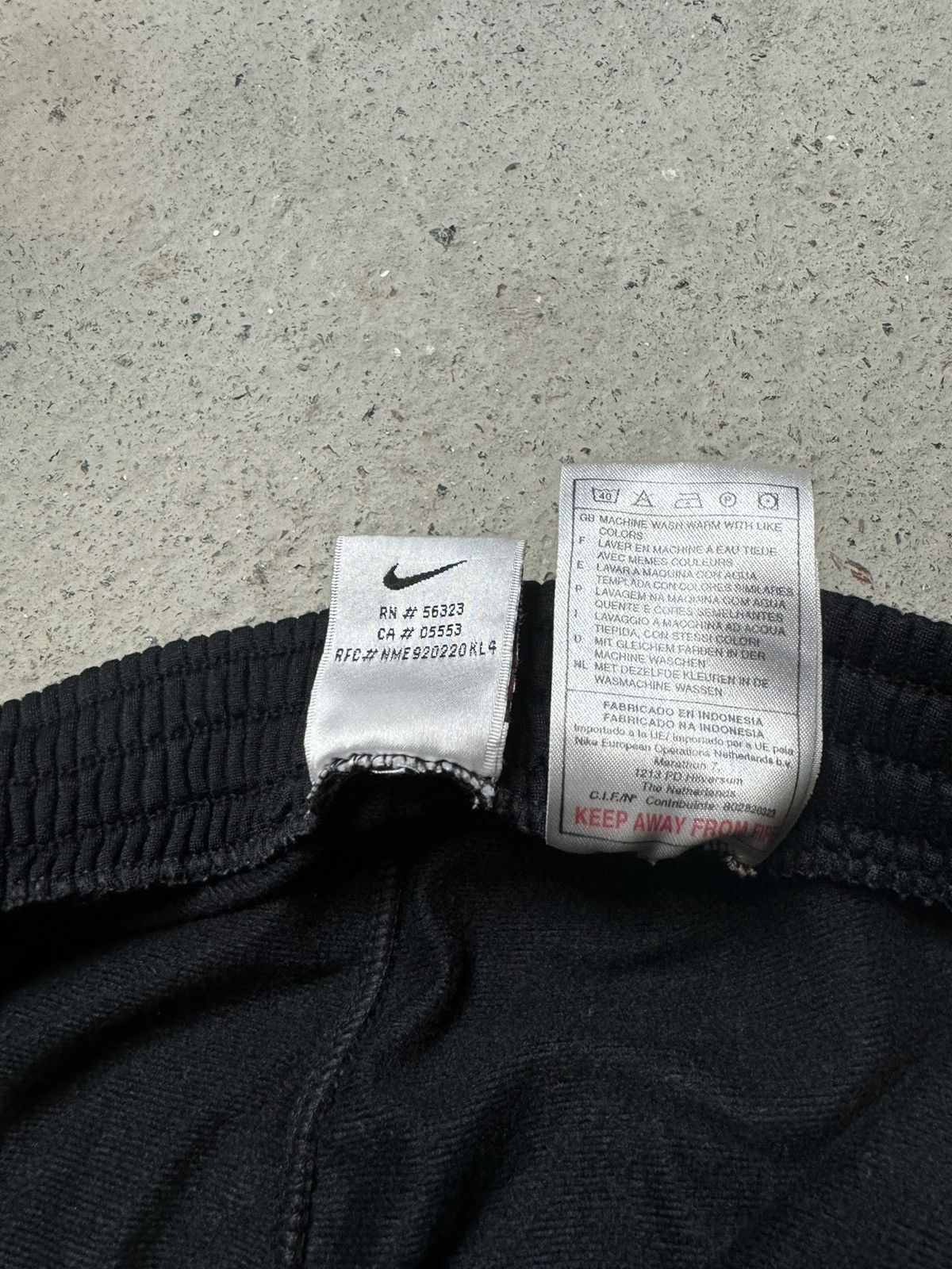 Nike × Vintage Vintage Y2K Nike Swoosh Logo Stripe Track Baggy Pants Size US 36 / EU 52 - 7 Thumbnail
