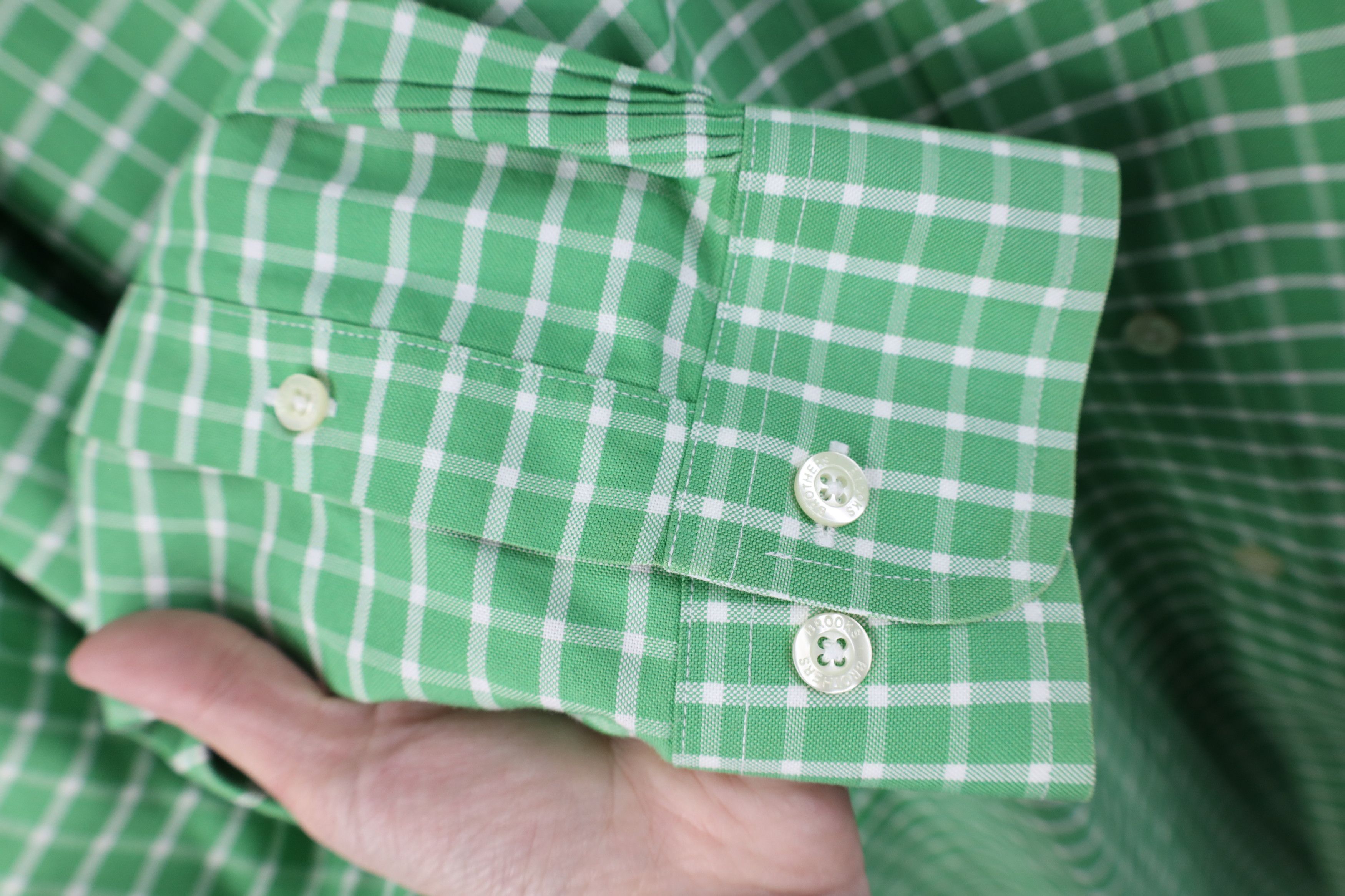 Brooks Brothers Vintage Brooks Brothers Cotton Button Down Shirt Green Plaid Size US L / EU 52-54 / 3 - 6 Thumbnail