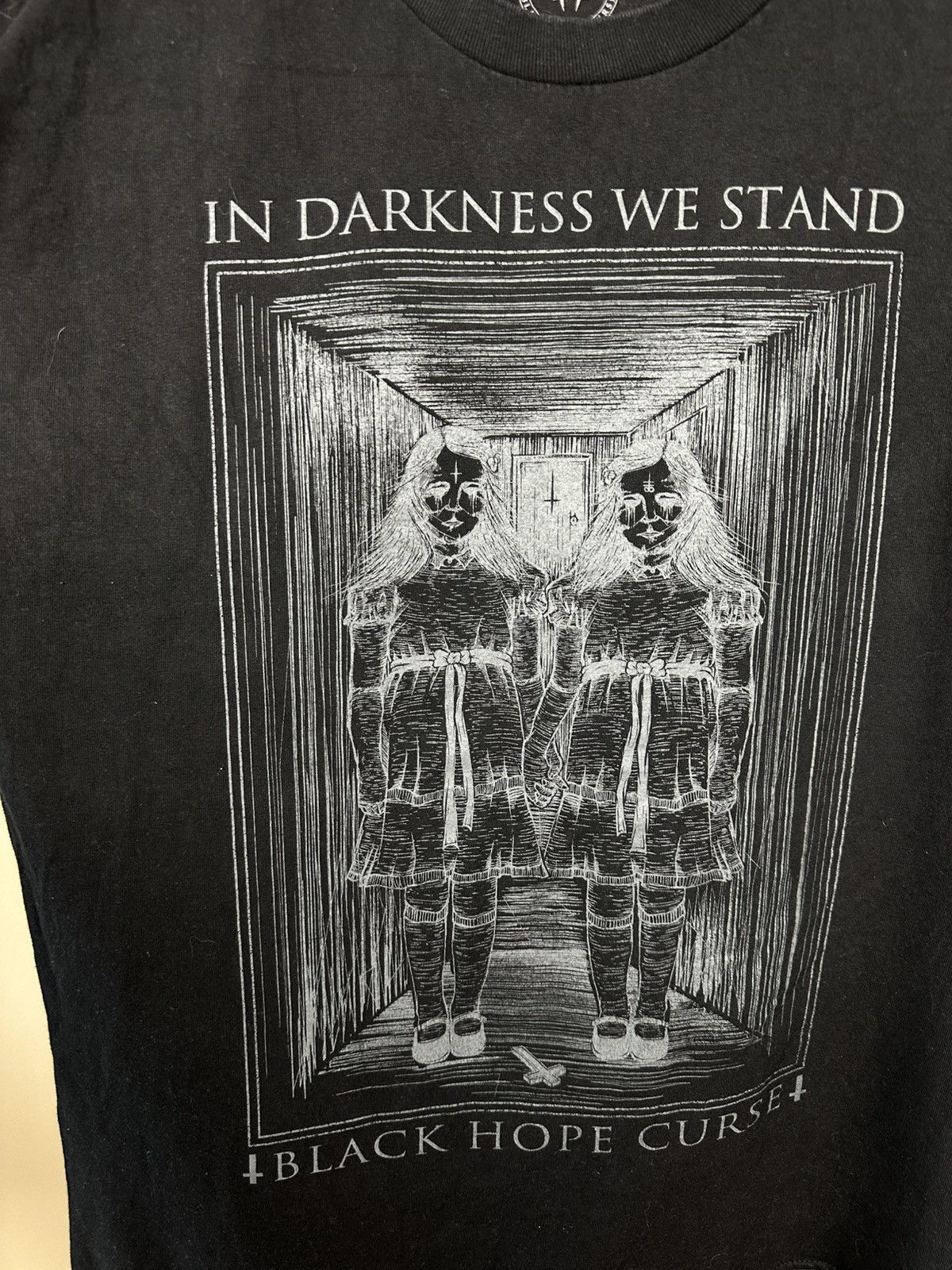Other Black hope curses in darkness we stand t shirt Size US XL / EU 56 / 4 - 2 Thumbnail