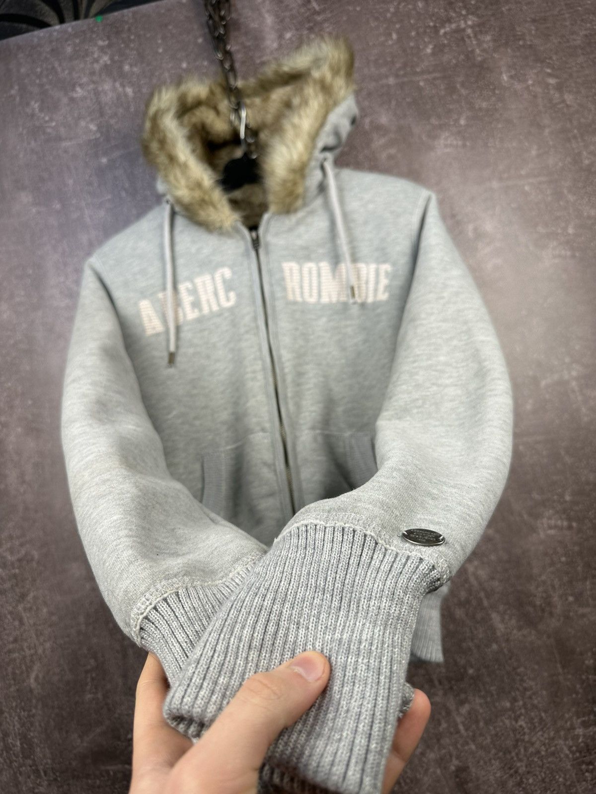 Abercrombie & Fitch Y2K Abercrombie & Fitch Faux Fur Zip Up Hoodie Cyber Size US S / EU 44-46 / 1 - 3 Thumbnail