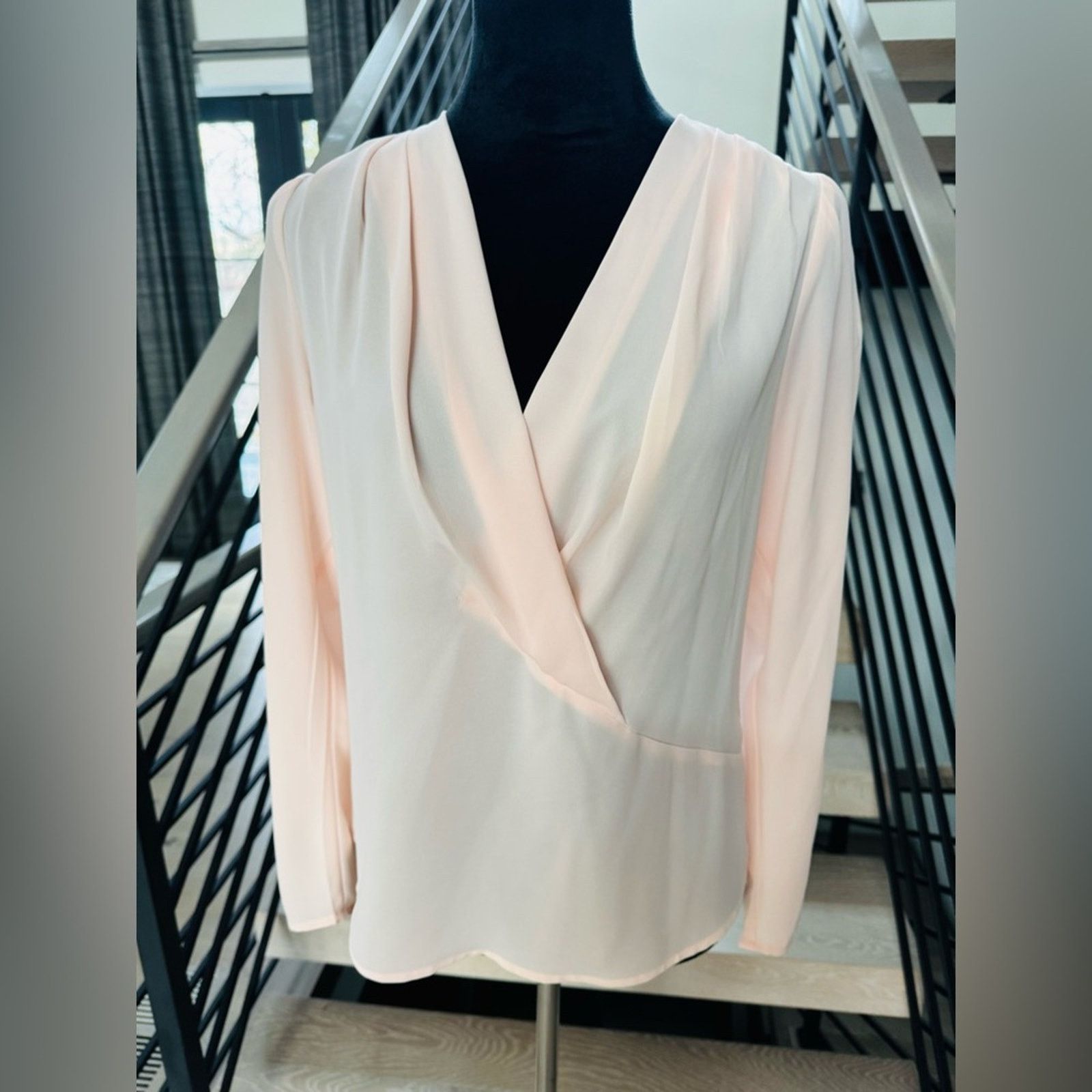 Other New Marciano Chic Sheer Women's Blouse in Soft Pink size S Size S / US 4 / IT 40 - 5 Thumbnail