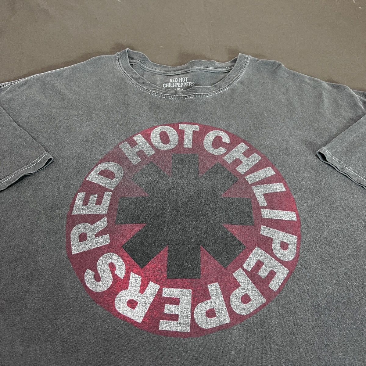 Band Tees Red Hot Chili Peppers Promo Tee 2XL Faded Size US XXL / EU 58 / 5 - 6 Thumbnail