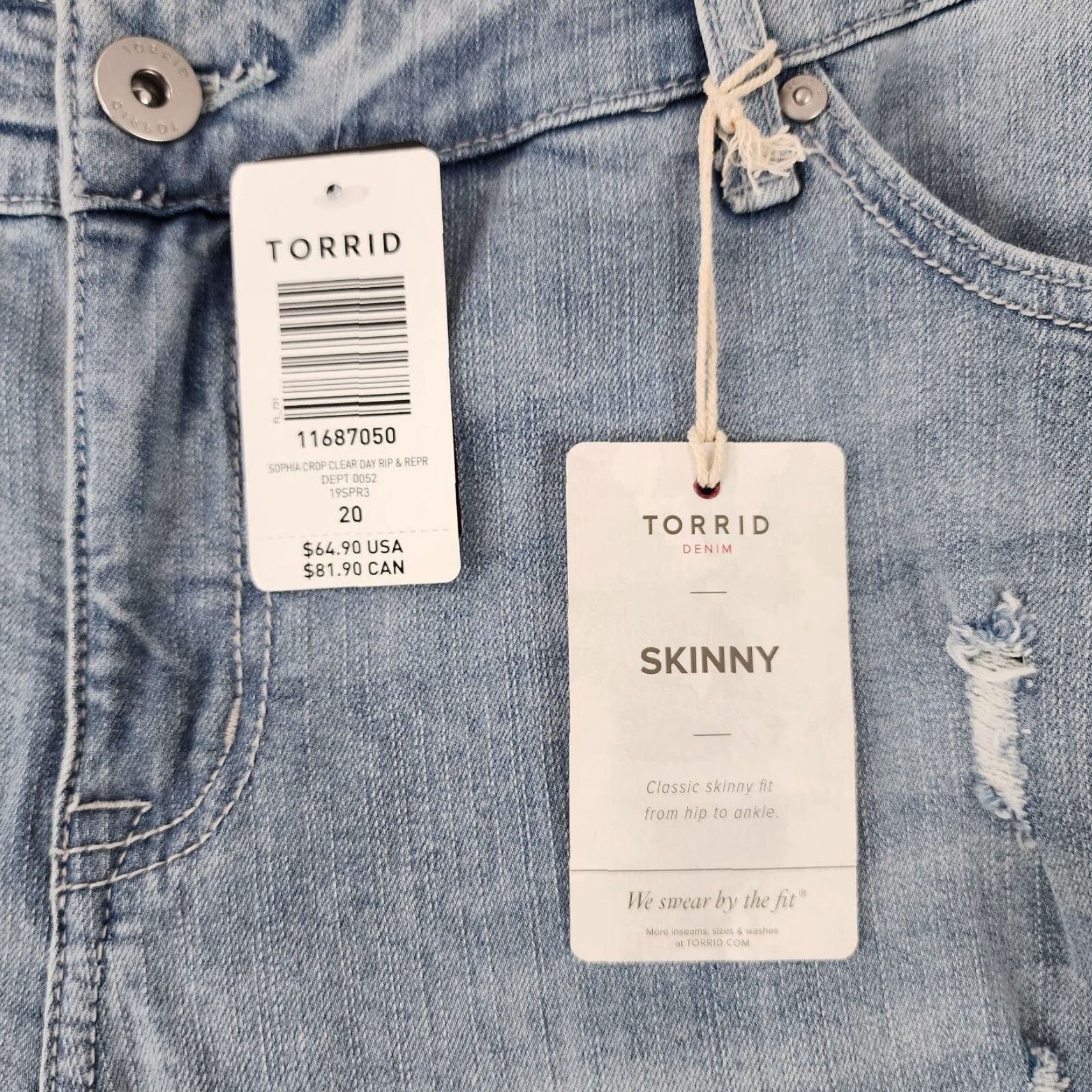 Torrid VINTAGE Torrid Plus Size 20 Distressed Crop Skinny Jeans Blue Womens Size 42" / US 20 - 3 Thumbnail