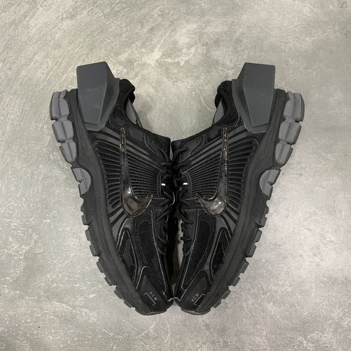 A-COLD-WALL* × Nike Nike Zoom Vomero 5 A Cold Wall Black Size US 7 / EU 40 - 6 Thumbnail