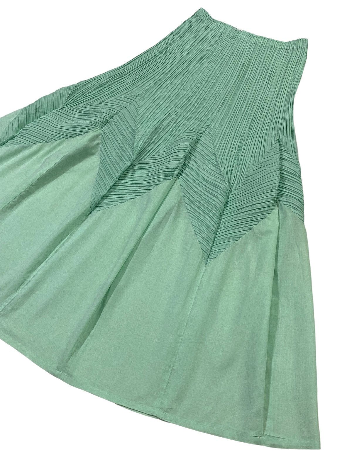 Designer × Issey Miyake Issey Miyake Fete Pleated Long Skirt Size 25" / US 0 / IT 36 - 9 Thumbnail
