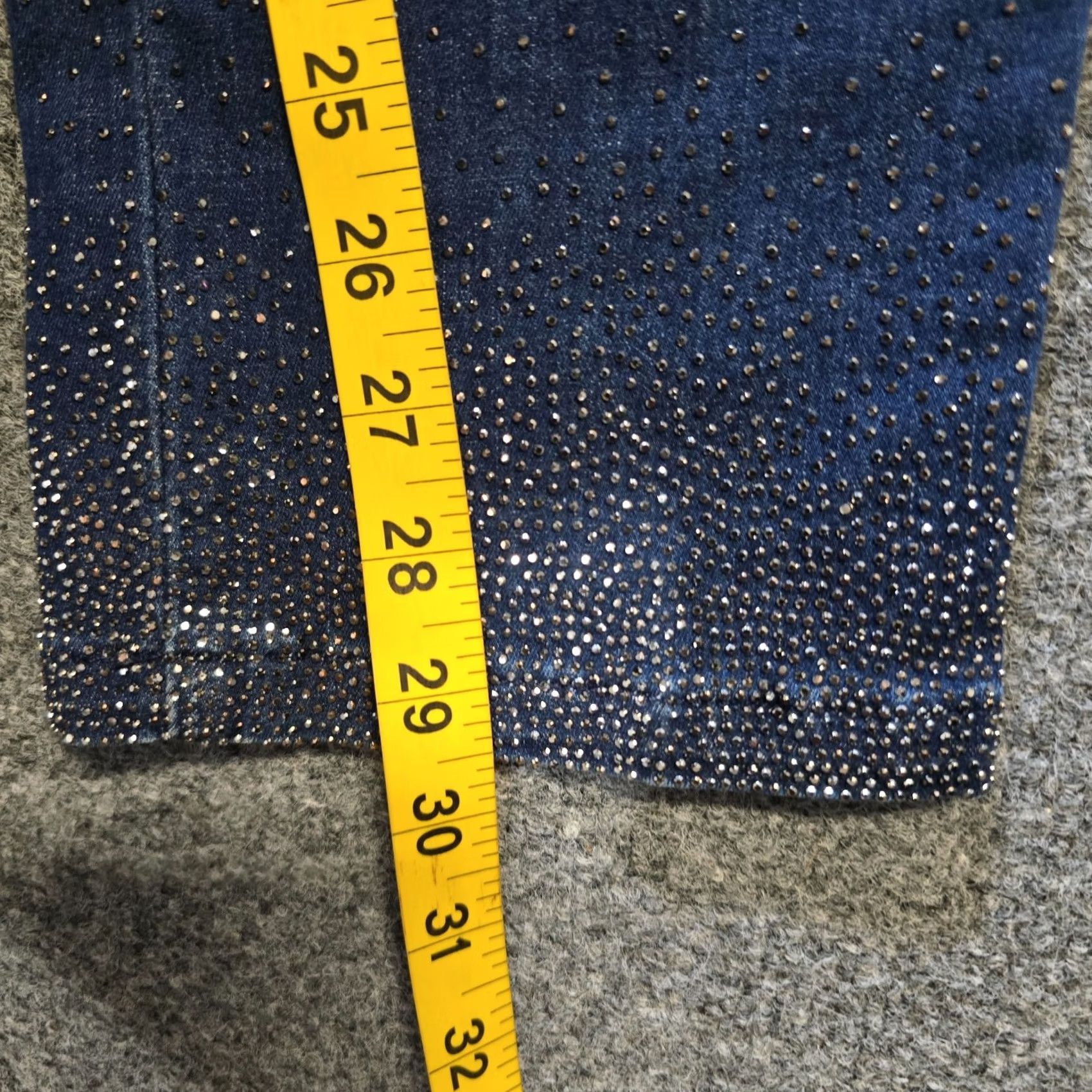 Soft Surroundings Soft Surroundings Jeans Womens S Blue Women Size Rhinestone Glitter Pull Holiday Size 28" / US 6 / IT 42 - 6 Thumbnail