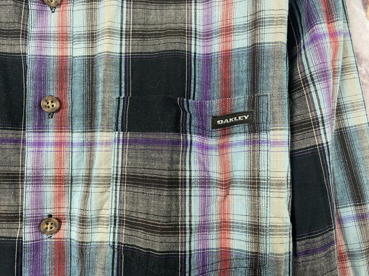 Vintage Men’s Oakley Shirt Vintage Streetwear Size XL Size US XL / EU 56 / 4 - 4 Thumbnail