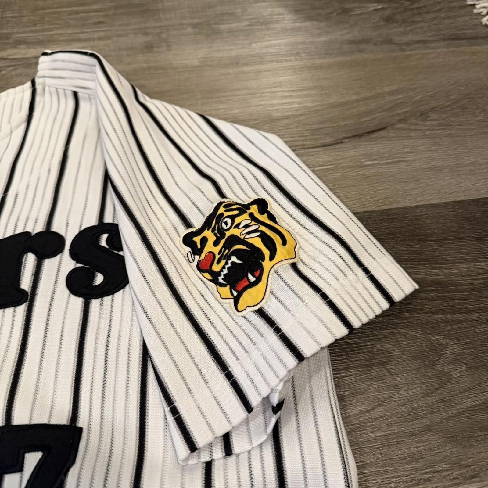 Other Vintage hanshin tigers makoto imaoka baseball jersey L Size US L / EU 52-54 / 3 - 6 Thumbnail