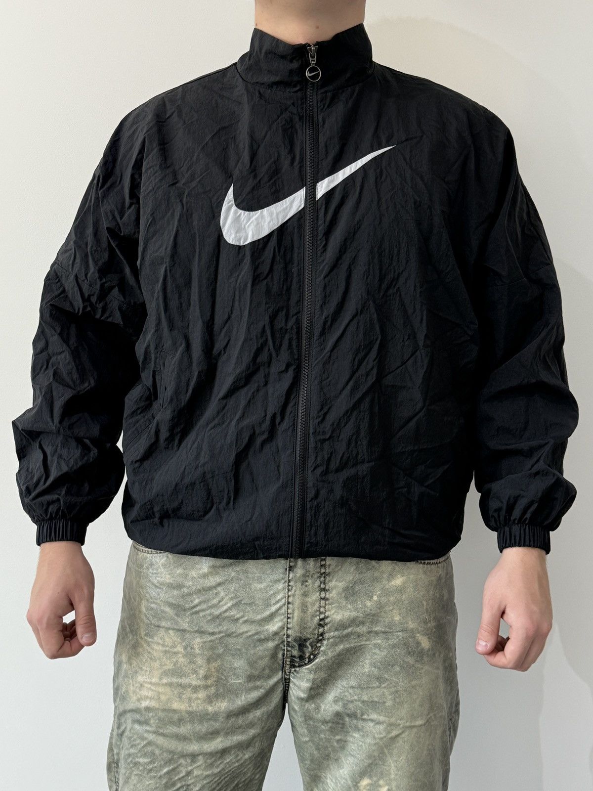 Nike Windbreaker Nike Jacket spellout big logo boxy spoertswear Size US M / EU 48-50 / 2 - 2 Thumbnail