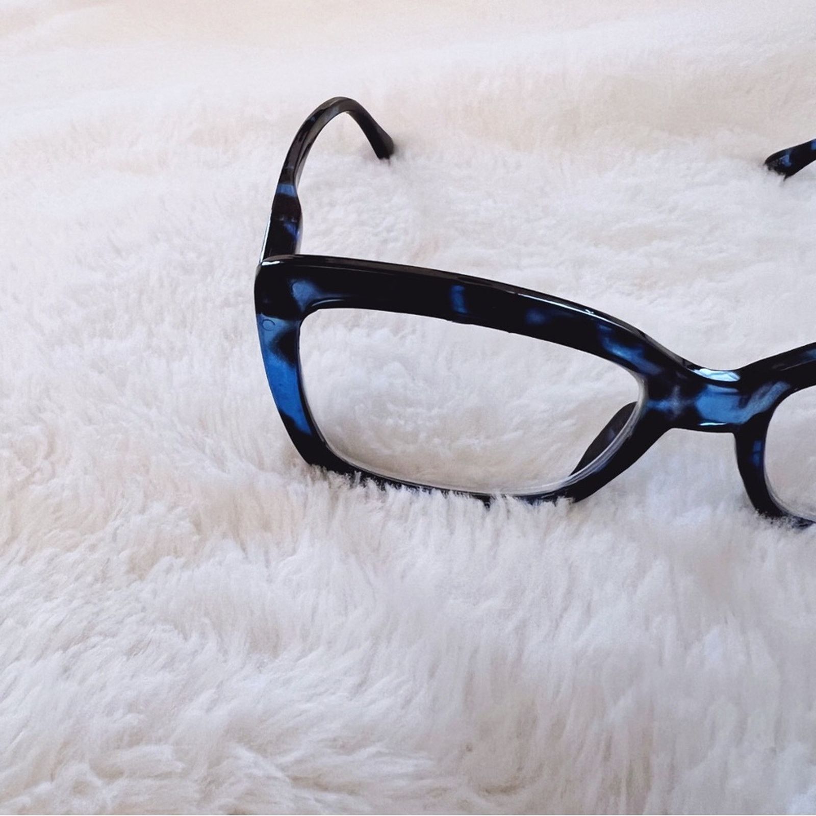 Other Leila Blue Cateye Oversized Reader Glasses Size ONE SIZE - 6 Thumbnail