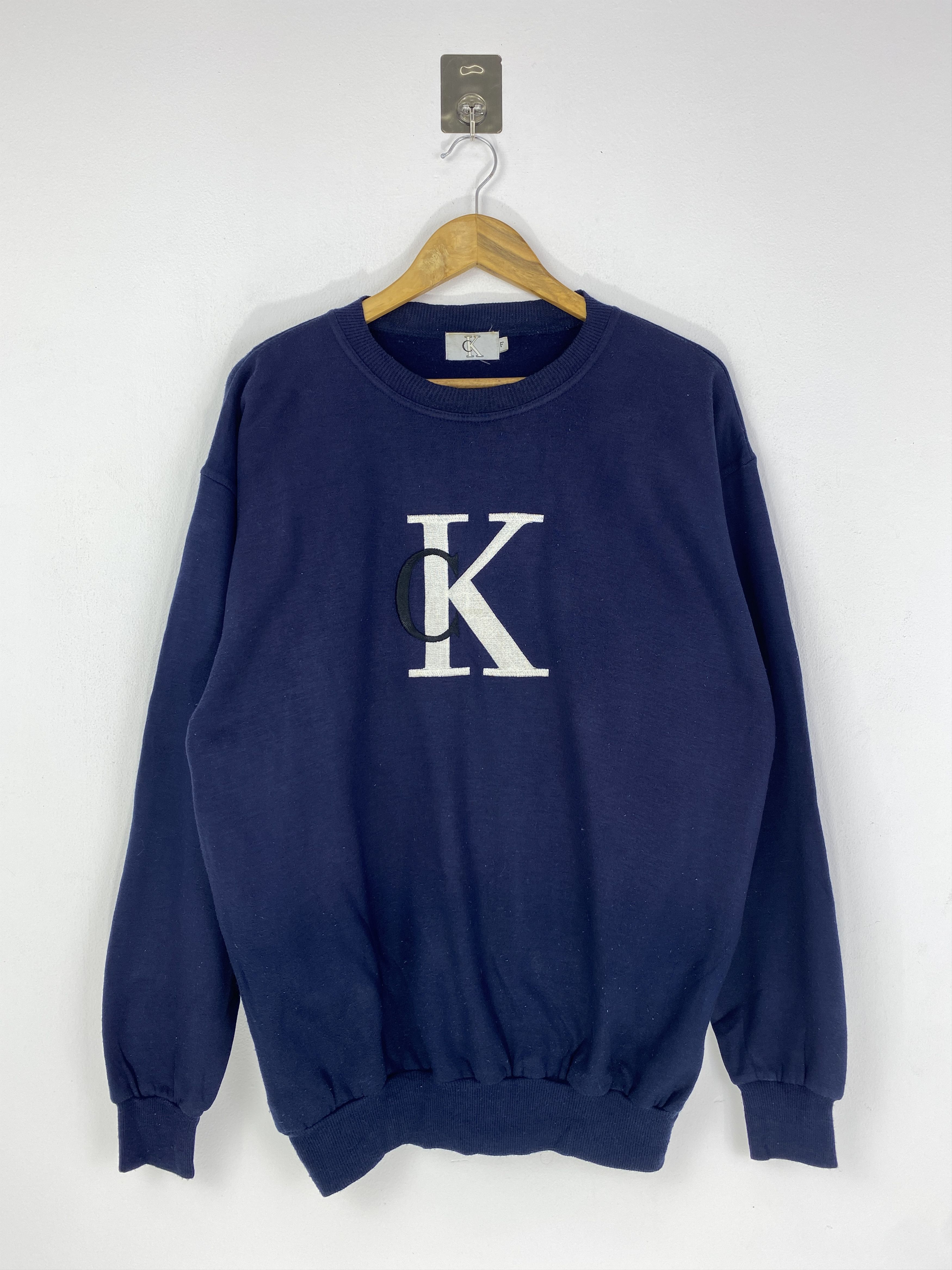 Vintage 90s Calvin Klein Embroidery Logo Sweatshirt SH0111