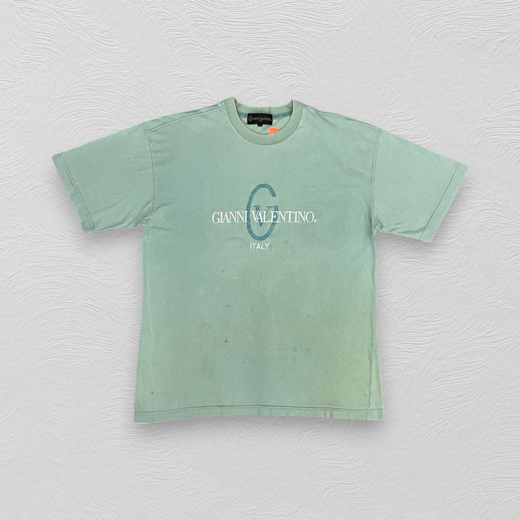 Gianni Valentino Vintage Gianni Valentino Italy T Shirt - J009 Size US L / EU 52-54 / 3 - 1 Thumbnail