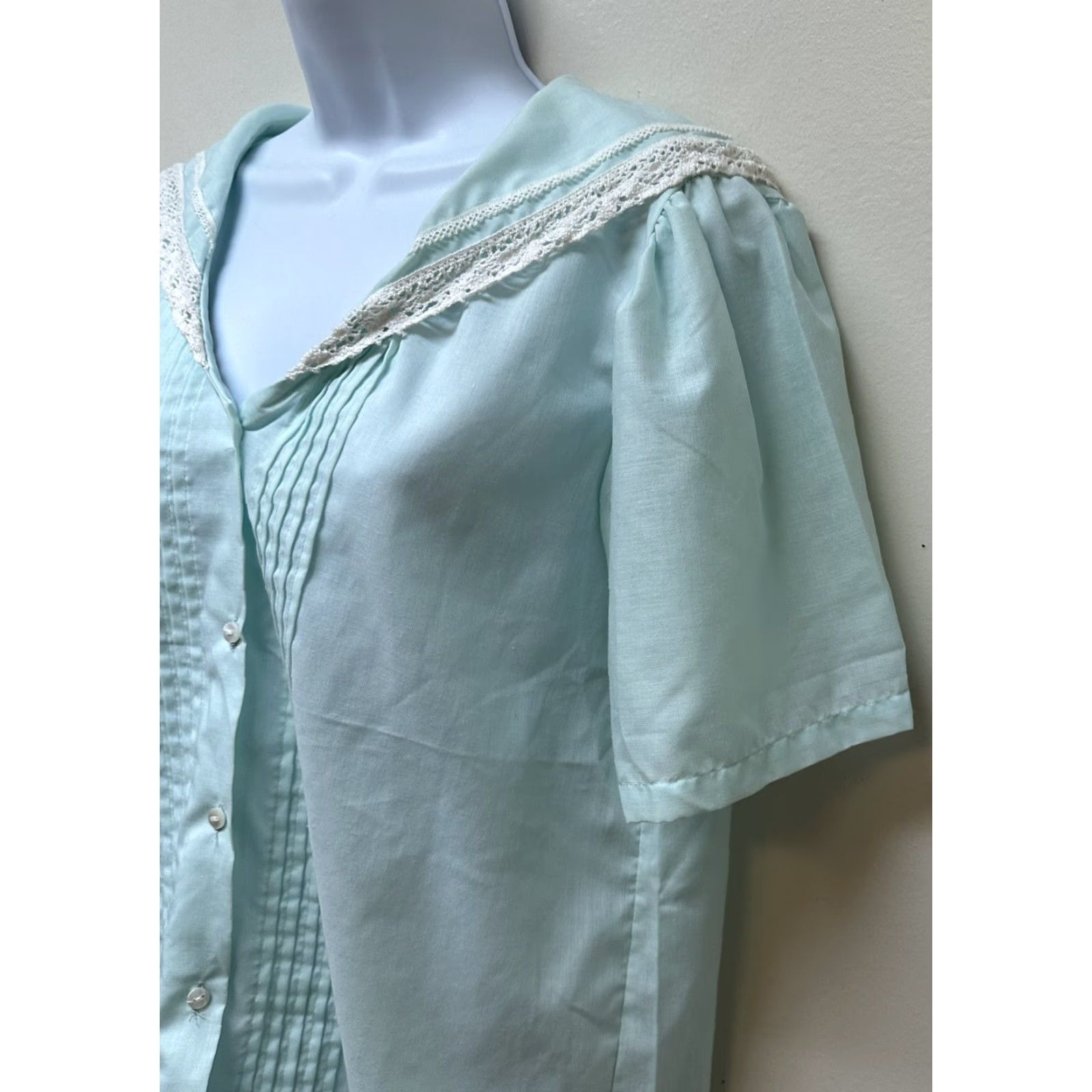 Vintage VINTAGE Cheryl Tiegs Pajama Top Sailor Lace Pin Tuck Made in USA Size 14 XL Blue Cotton Blend Hollywood Glamour Shirt Womens Size XL / US 12-14 / IT 48-50 - 3 Thumbnail