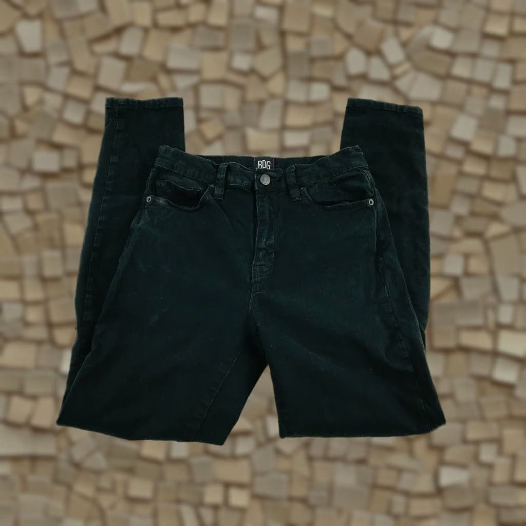 Urban Outfitters BDG Urban Outfitters Jeans Women's 27 Black Twig High-Rise Denim Straight Size 27" / US 4 / IT 40 - 1 Thumbnail