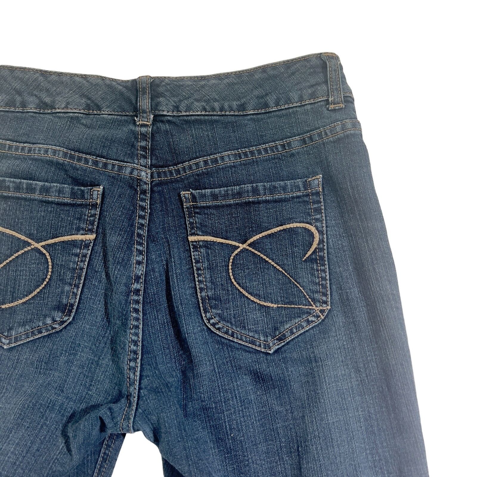 Chicos Chico's Platinum Jeans Woman's Denim Embroidered Pockets Size 30" / US 8 / IT 44 - 2 Thumbnail