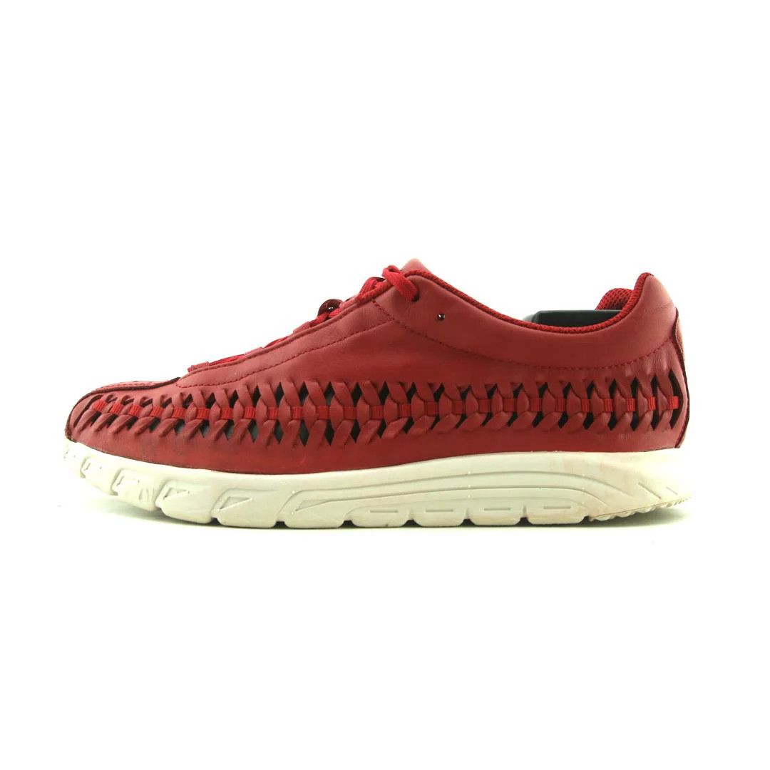 Nike Nike Mayfly Woven sneakers in red with white soles Size US 8.5 / EU 41-42 - 1 Thumbnail