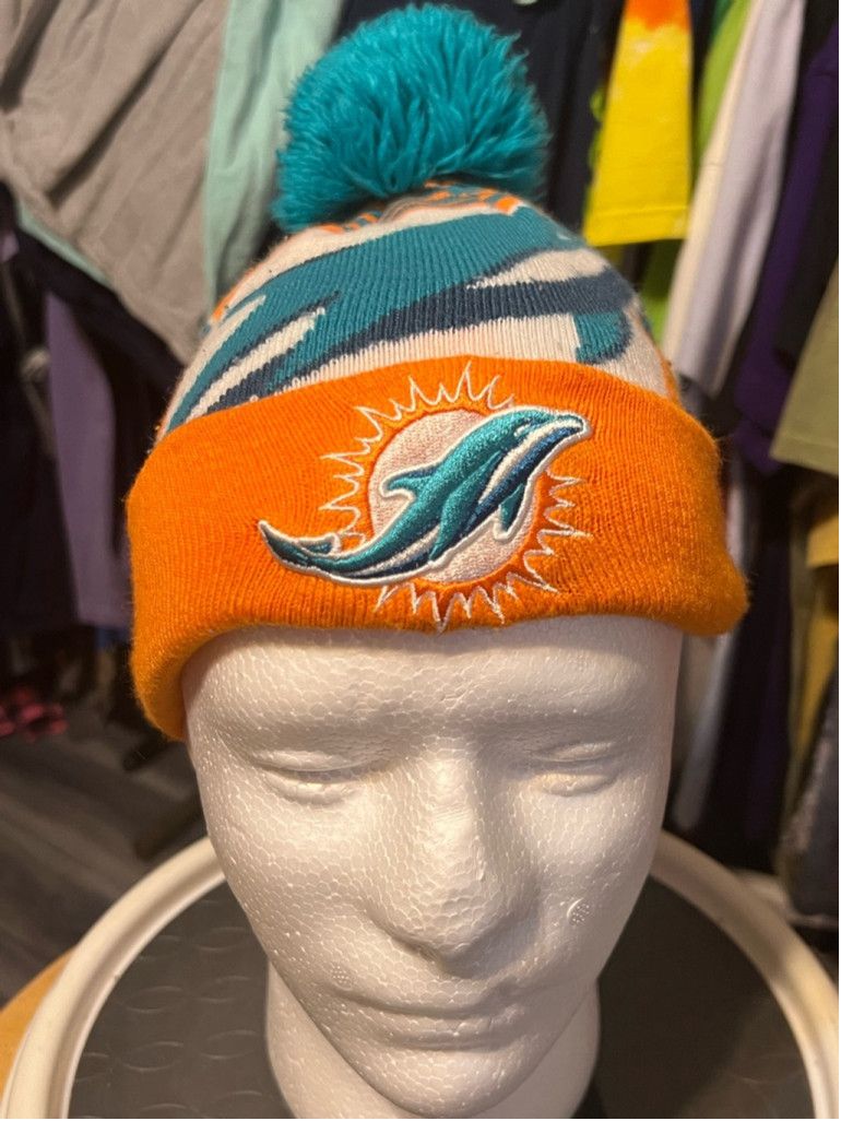 New Era Unisex New Era Miami Dolphins Beanie Hat Orange Teal Size ONE SIZE - 1 Thumbnail
